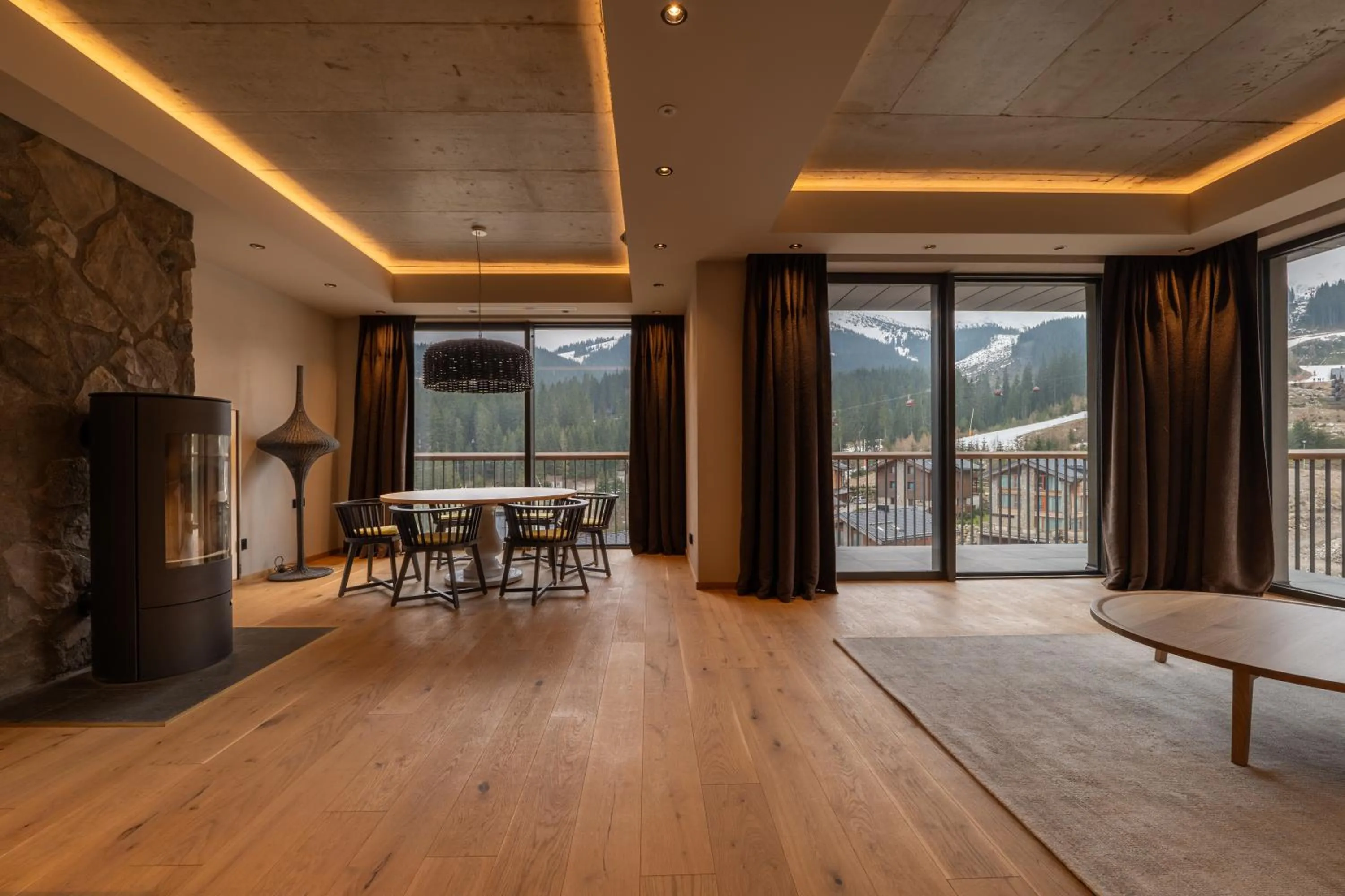 Living room in Swissôtel Damian Jasna