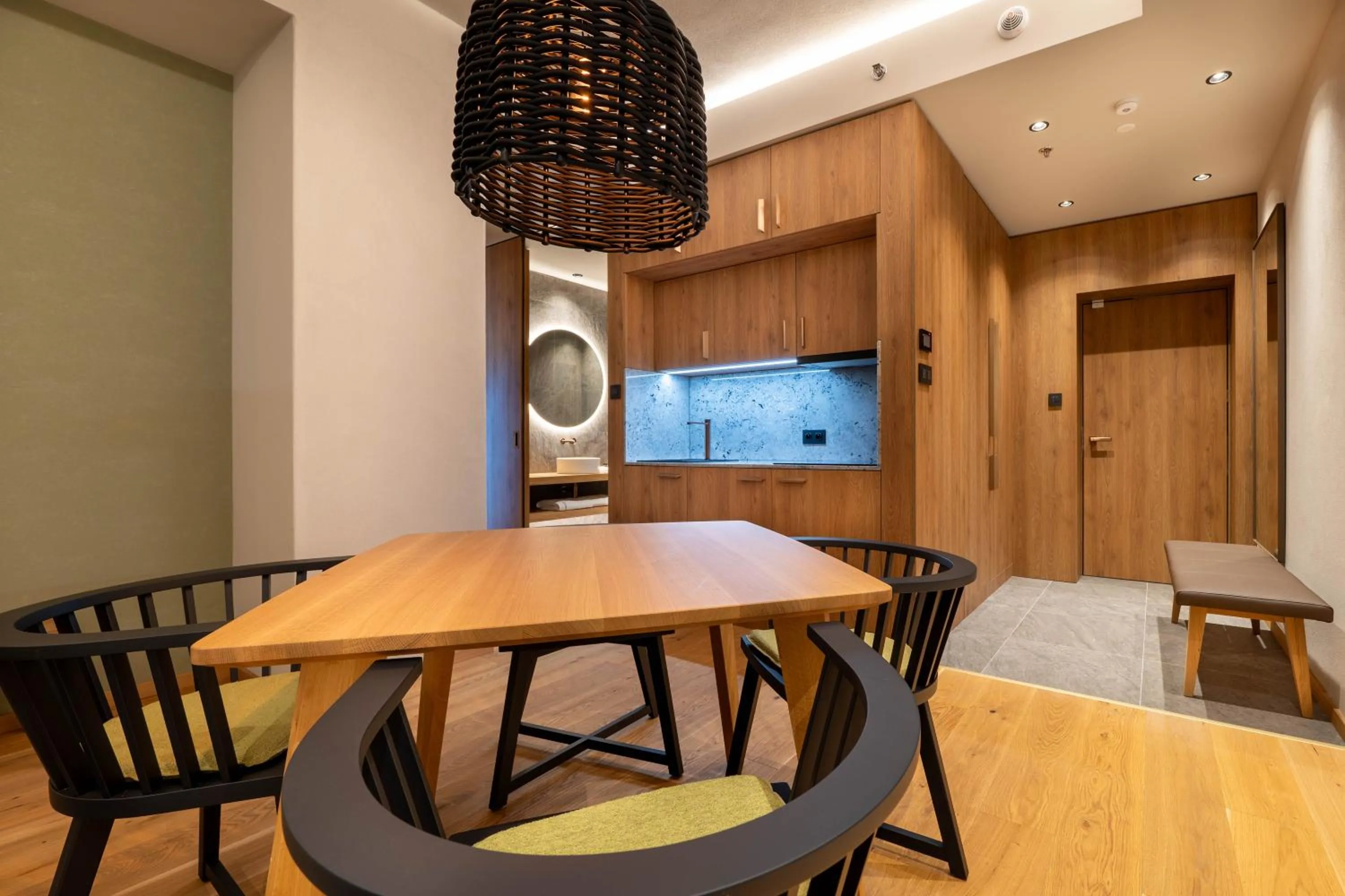 Kitchen or kitchenette in Swissôtel Damian Jasna