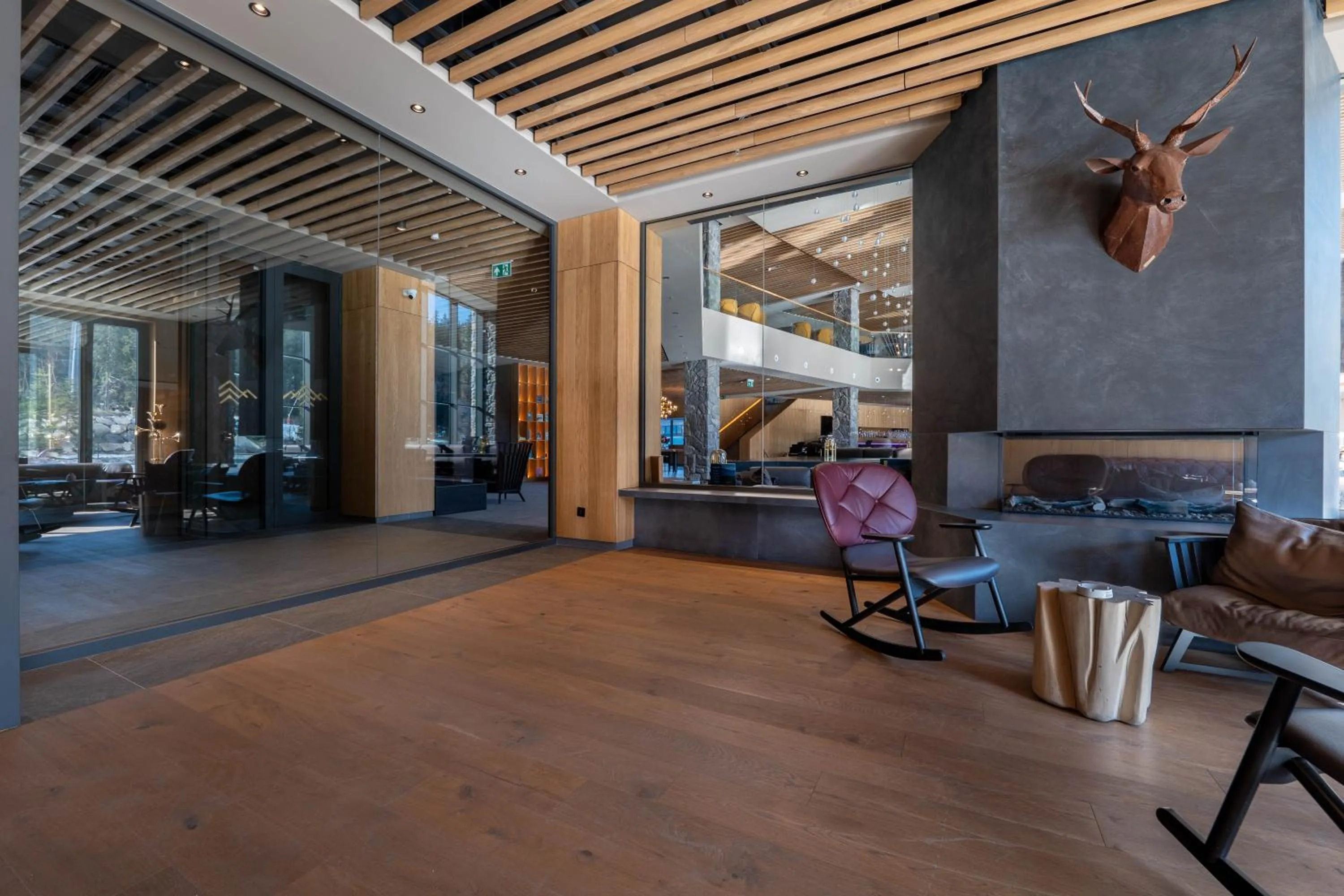 Seating area in Swissôtel Damian Jasna