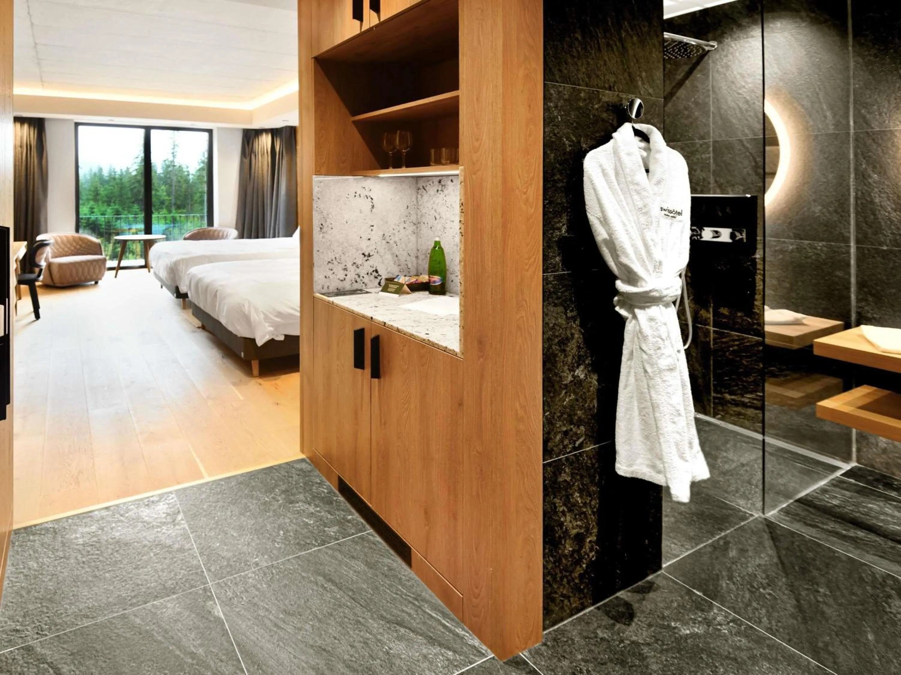 Bedroom in Swissôtel Damian Jasna