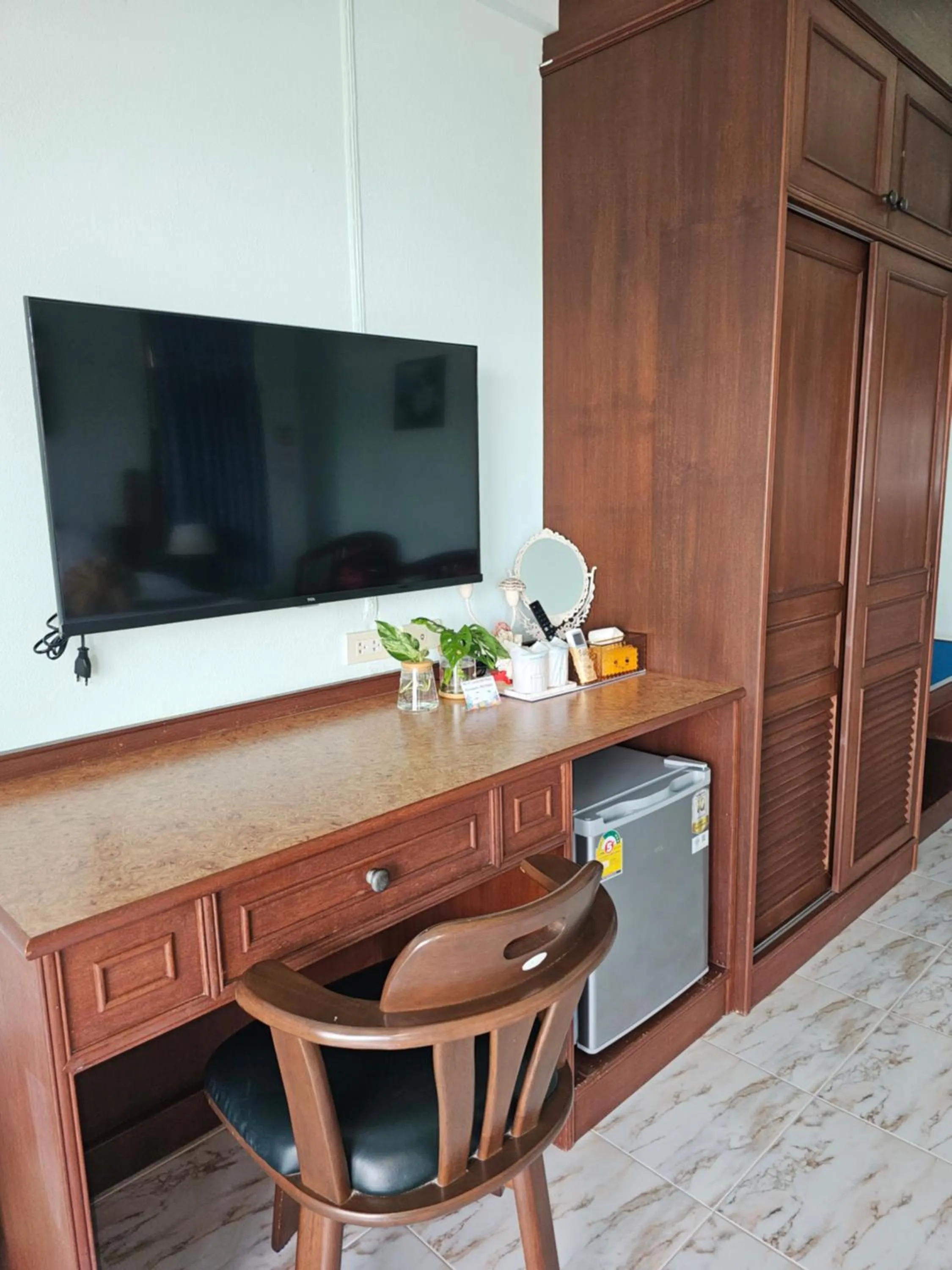 hair dresser in Lanta MP Place