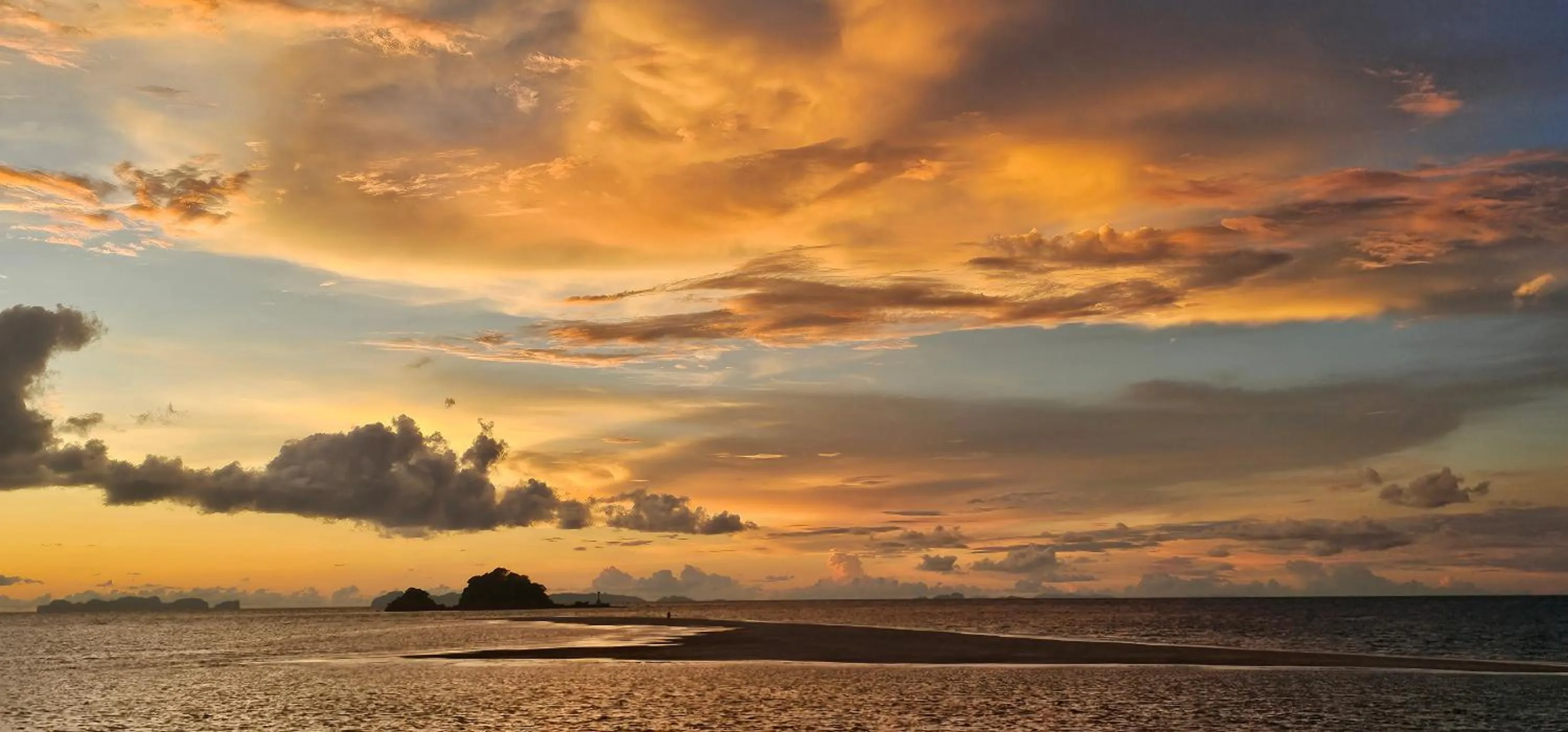 Natural landscape in Lanta MP Place