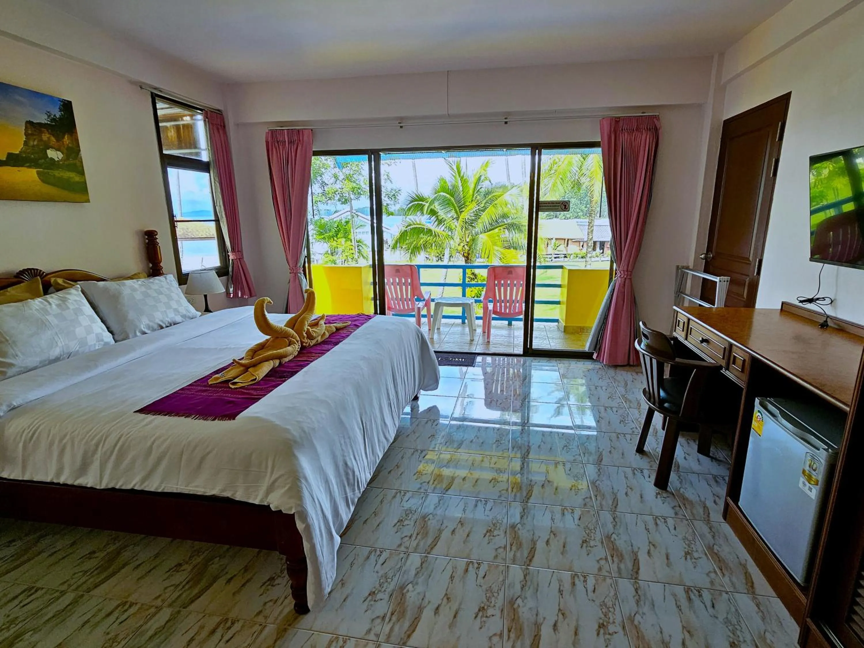 Bedroom, Bed in Lanta MP Place