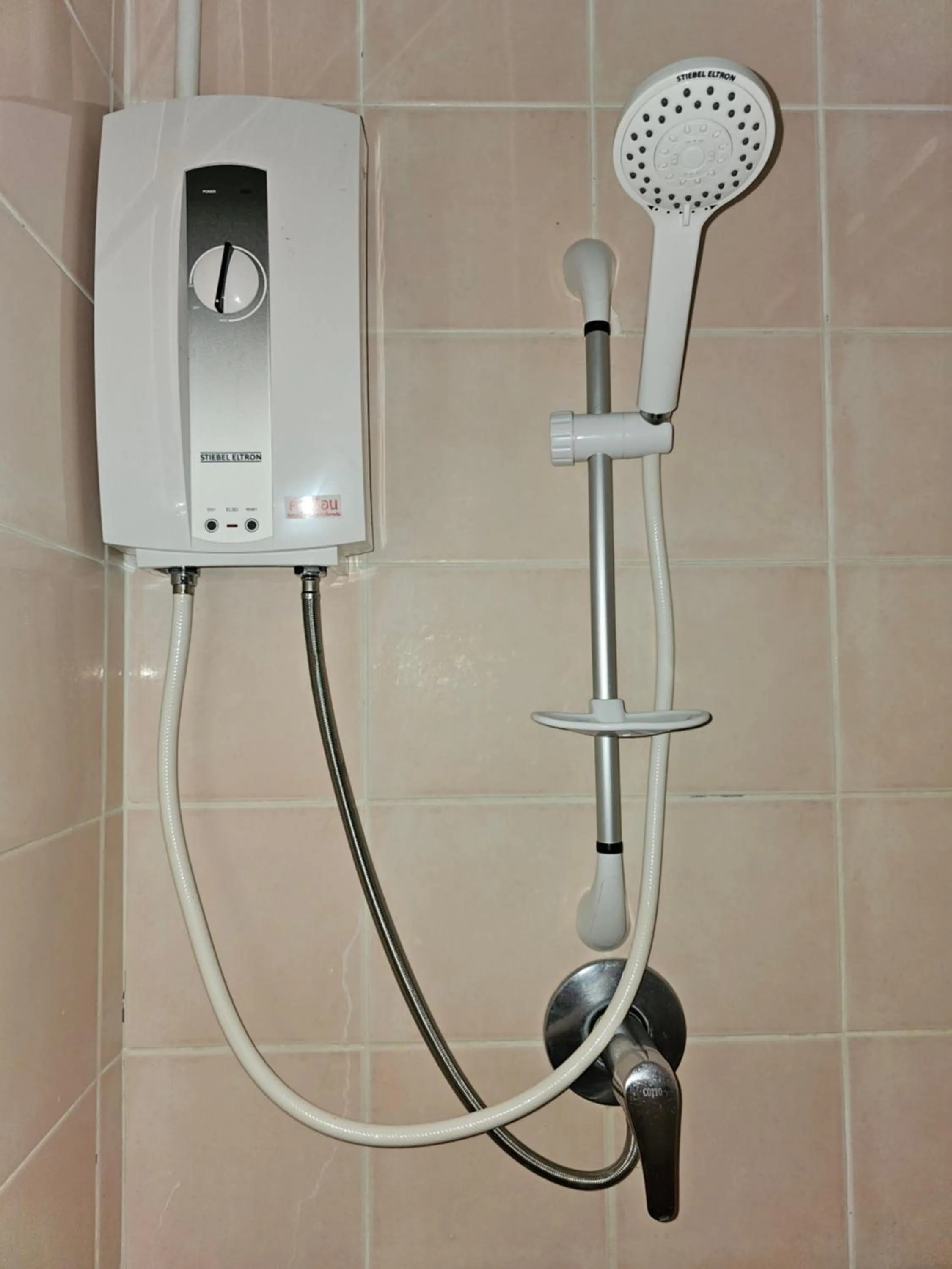 Shower in Lanta MP Place