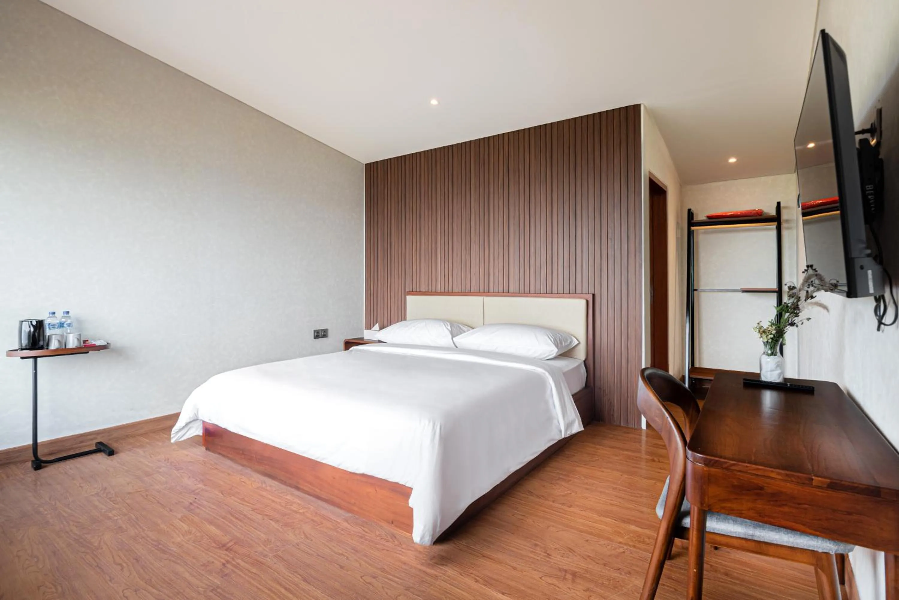 Bedroom, Bed in ARTOTEL Cabin Bromo