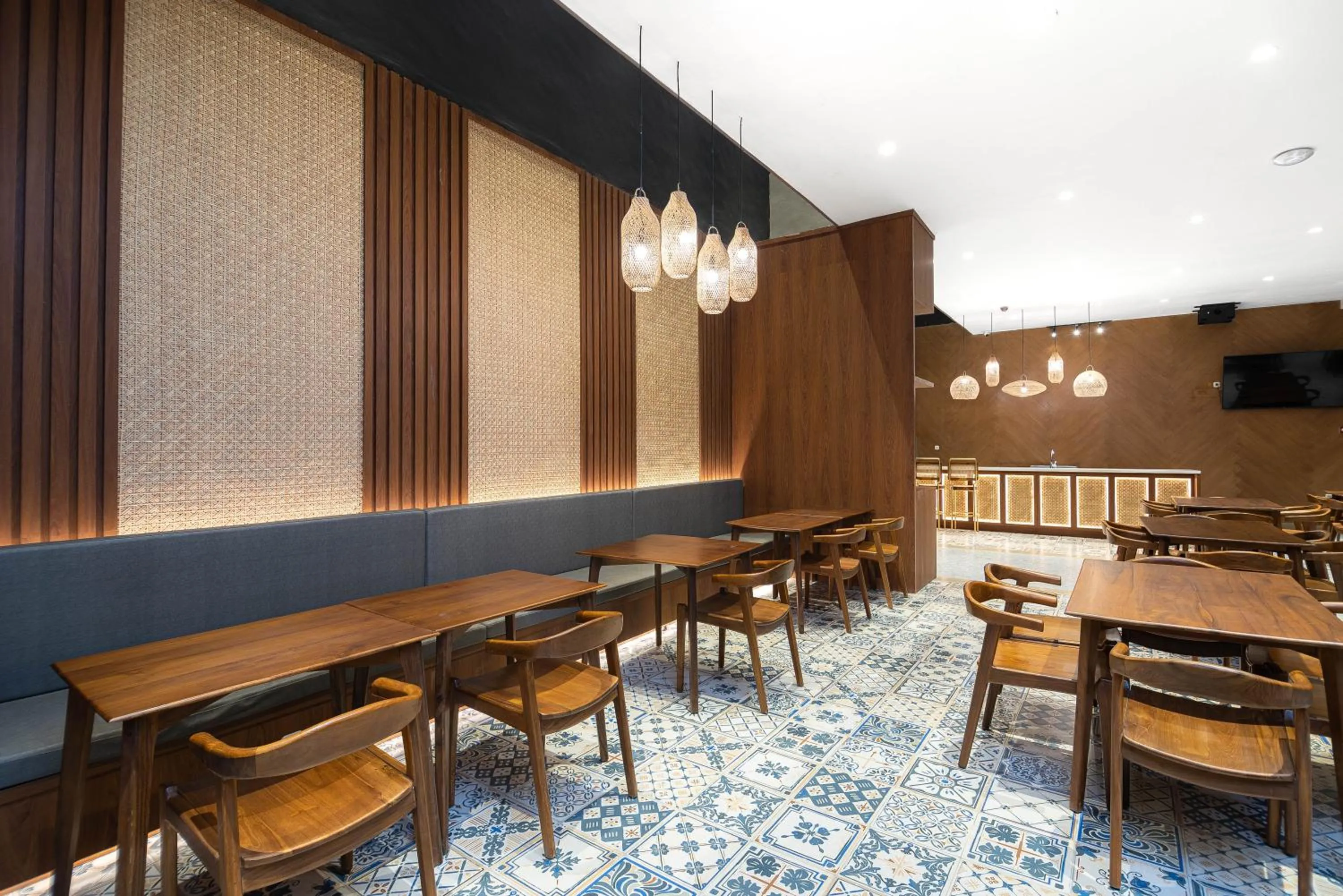 Restaurant/places to eat in ARTOTEL Cabin Bromo