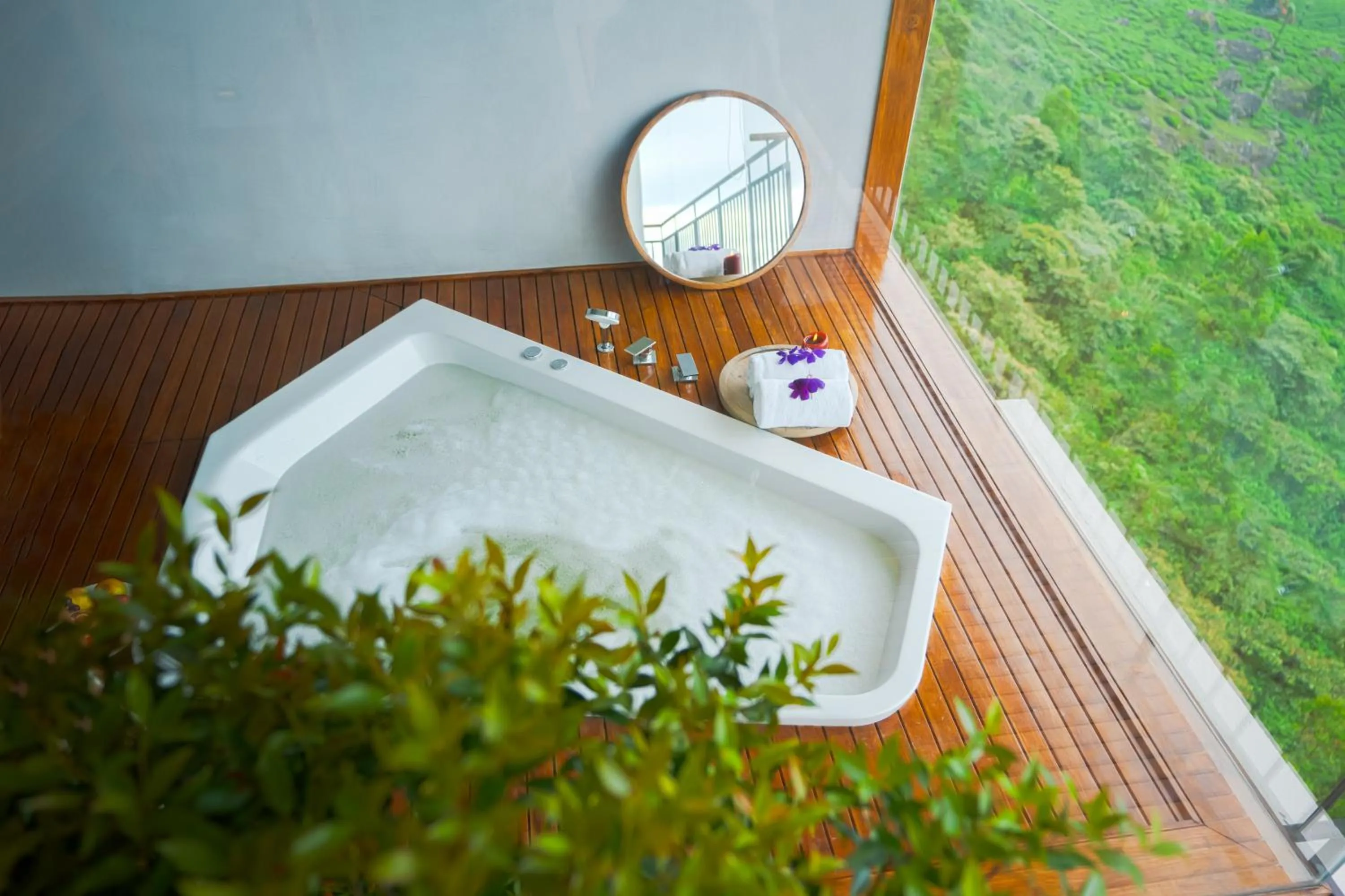 Hot Tub in The Valle by Kondody Hotels