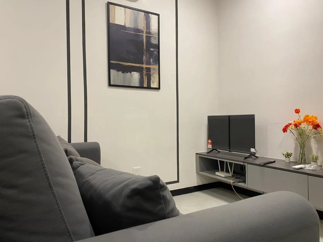 TV and multimedia in Neu Suites @ 3rdNvenue by Perfect Host