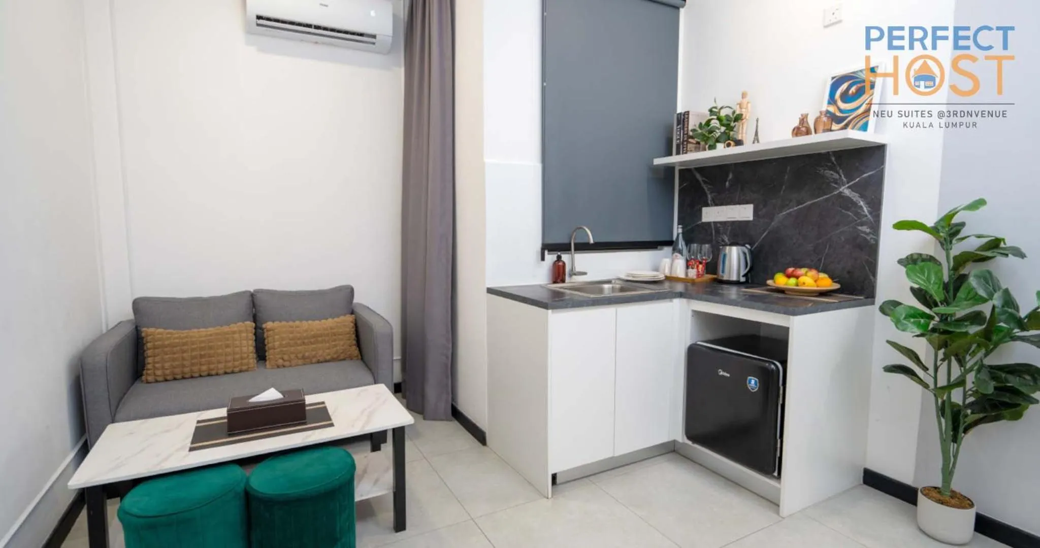 Kitchen or kitchenette in Neu Suites @ 3rdNvenue by Perfect Host