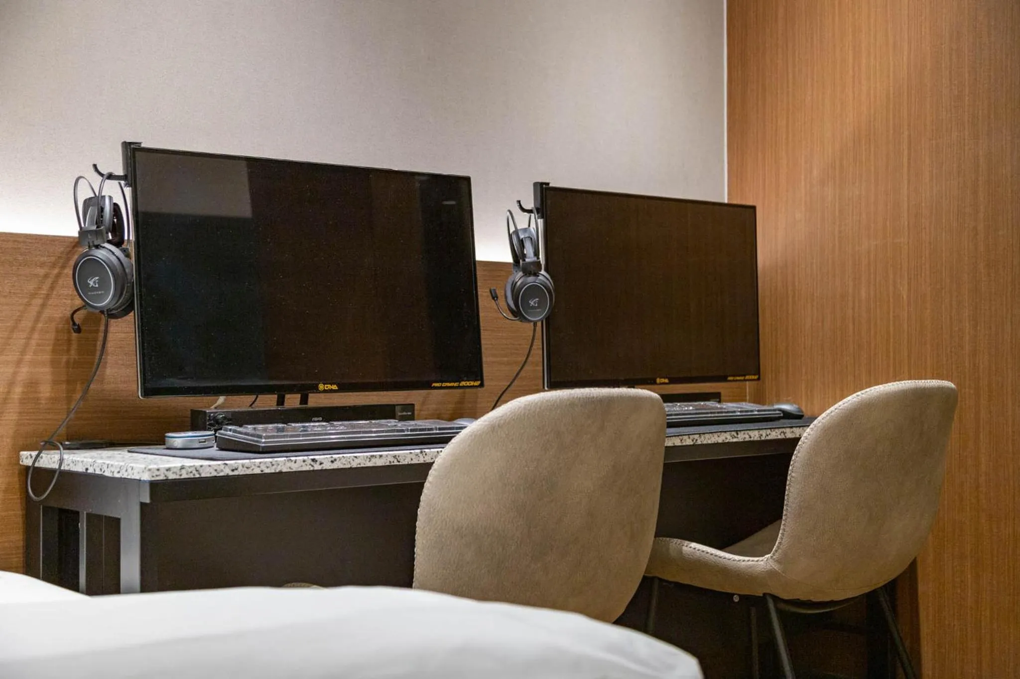 Jecheon The Wall Hotel