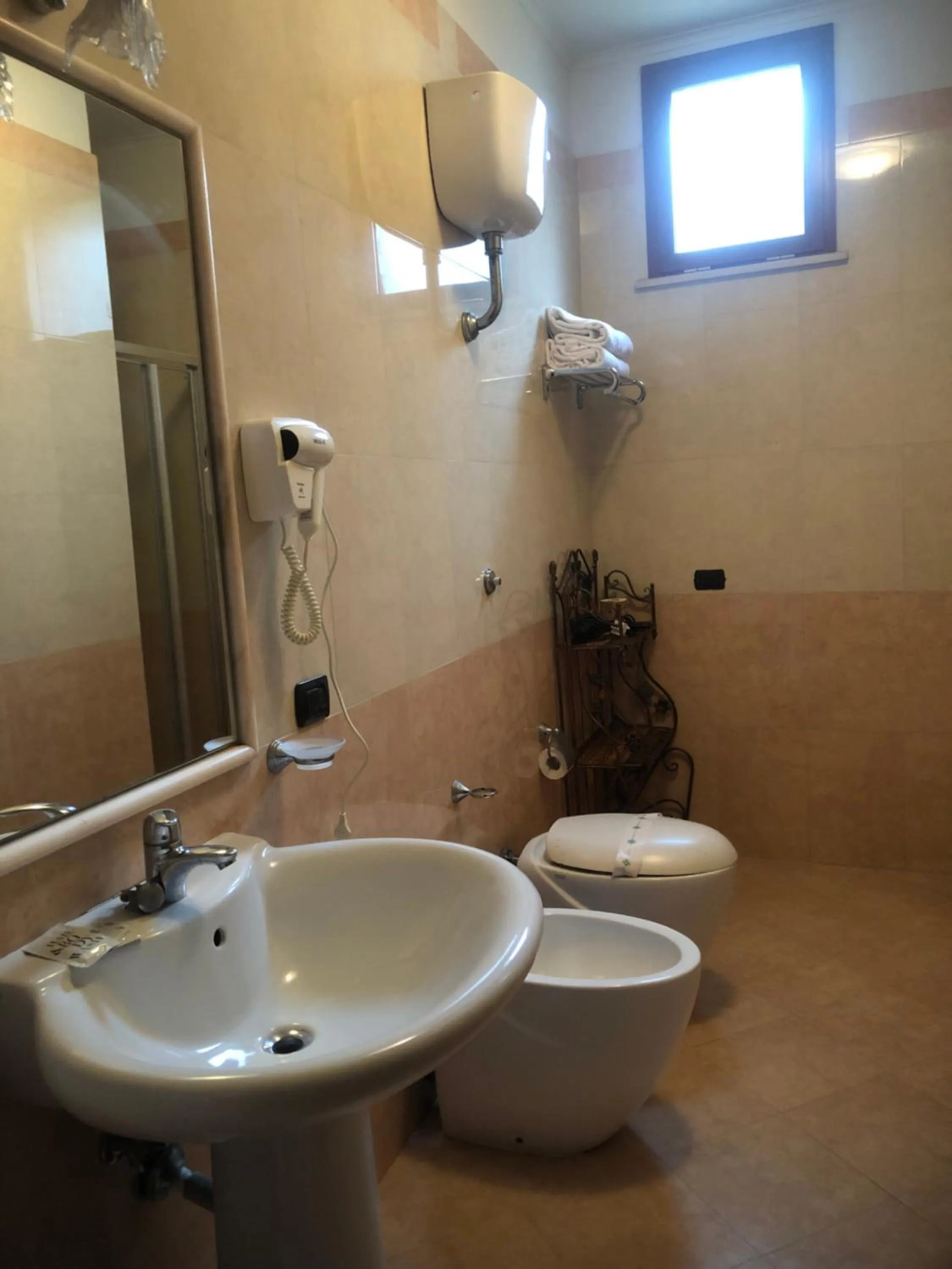 Bathroom in Hotel Serena