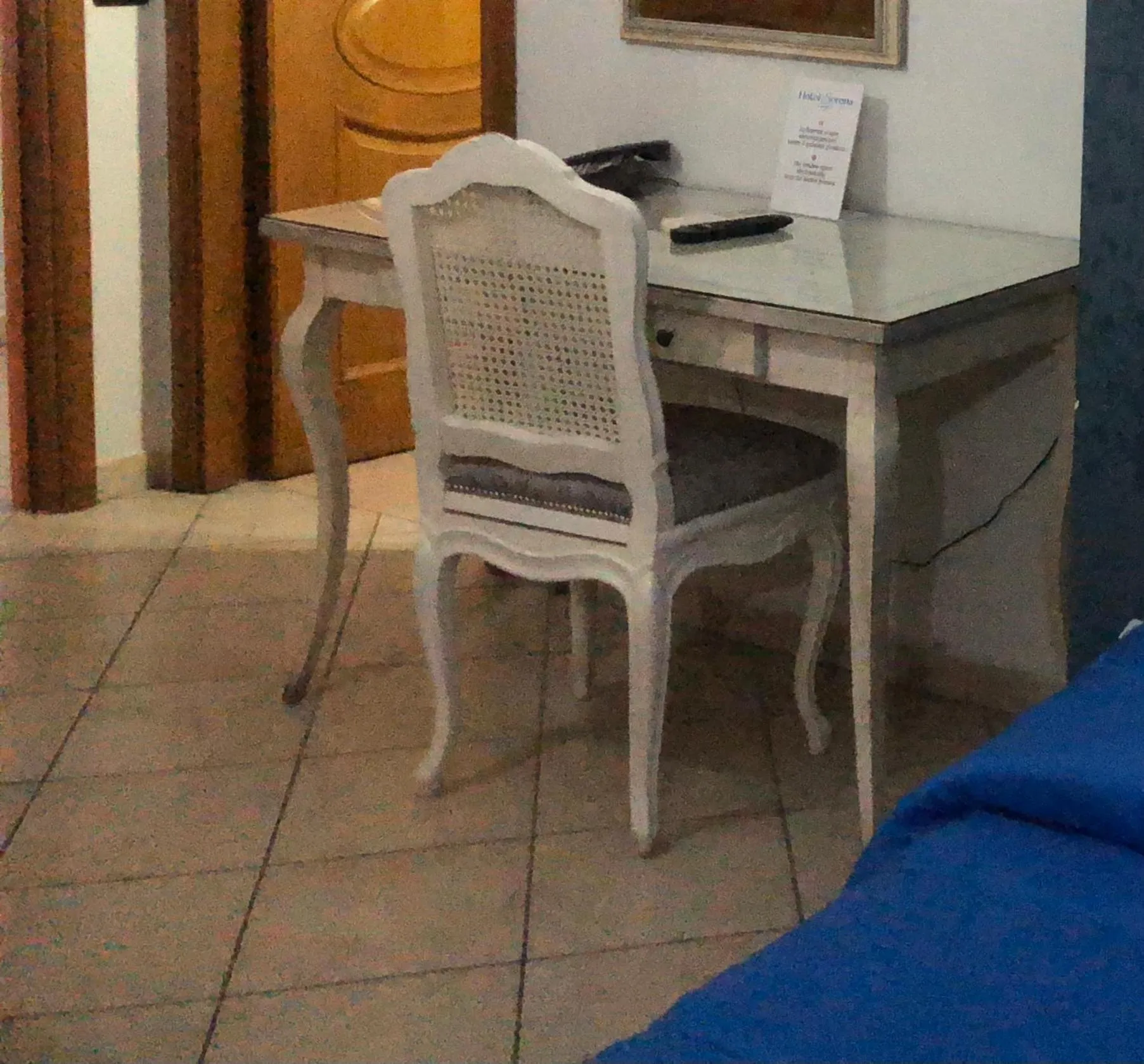 Photo of the whole room in Hotel Serena