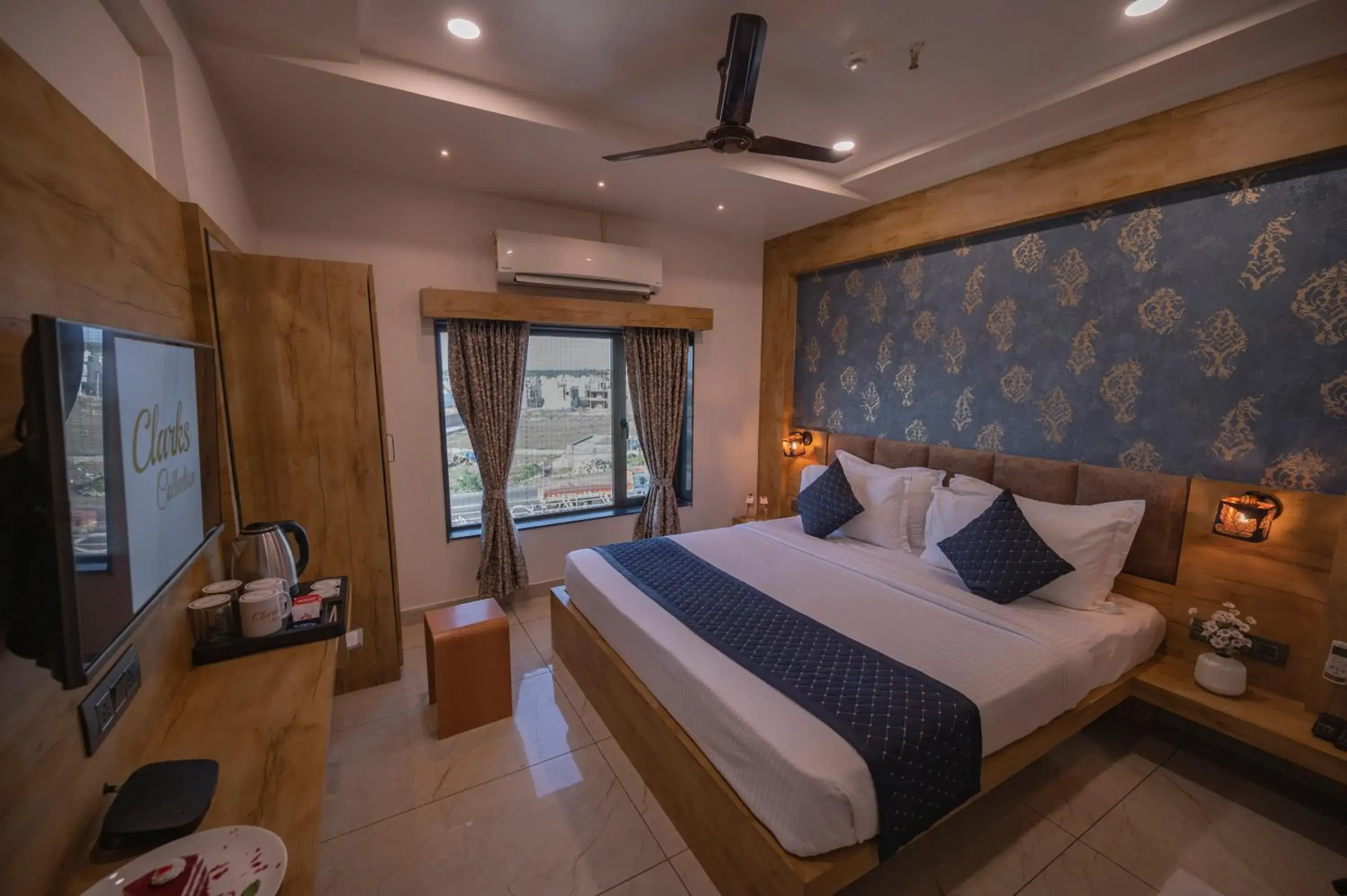 Deluxe Double Room: 10% off on Food & Beverage services Guaranteed Early check-in & Late check-out - single occupancy in Clarks Collection Somnath Deluxe Double Room: 10% off on Food & Beverage services Guaranteed Early check-in & Late check-out - single occupancy in Clarks Collection Somnath