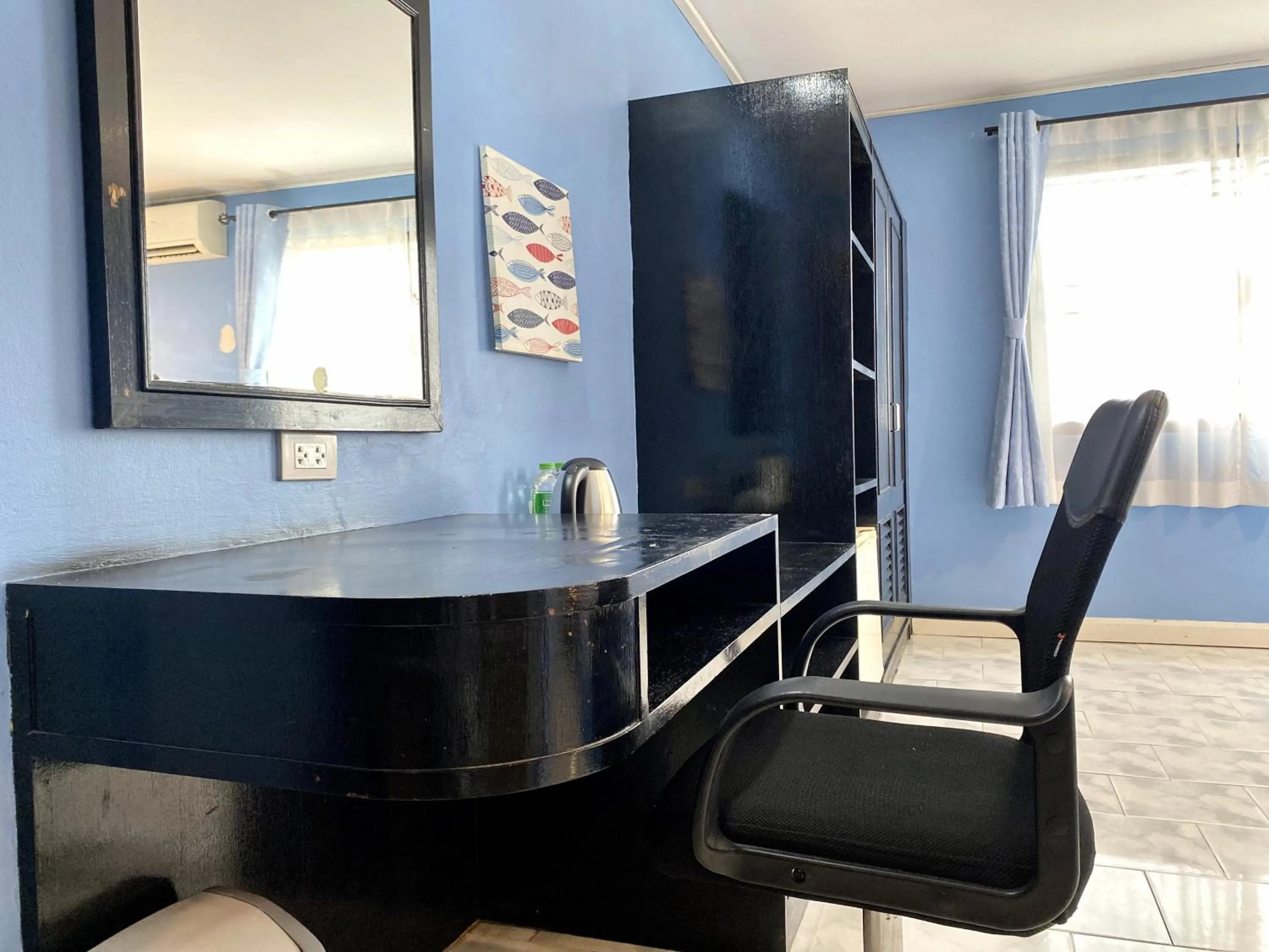 hair dresser in Minotel Patong