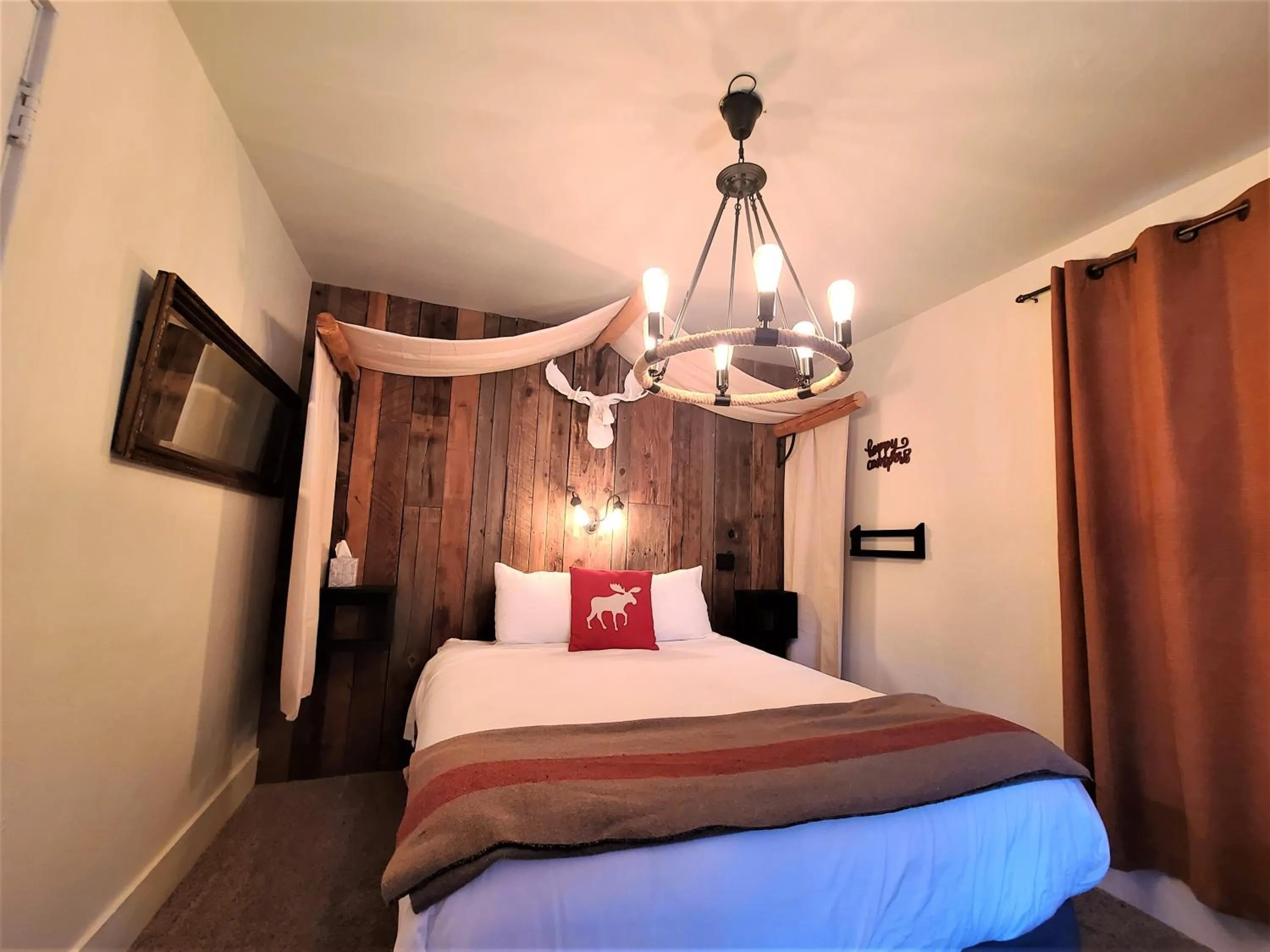 Bed in Mrs. Anderson's Lodging