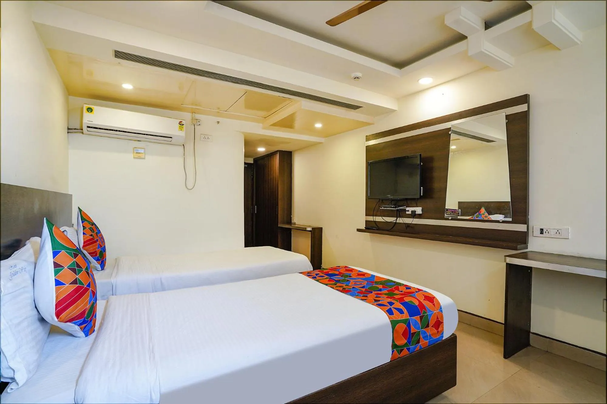 Bed in FabHotel Golden Way