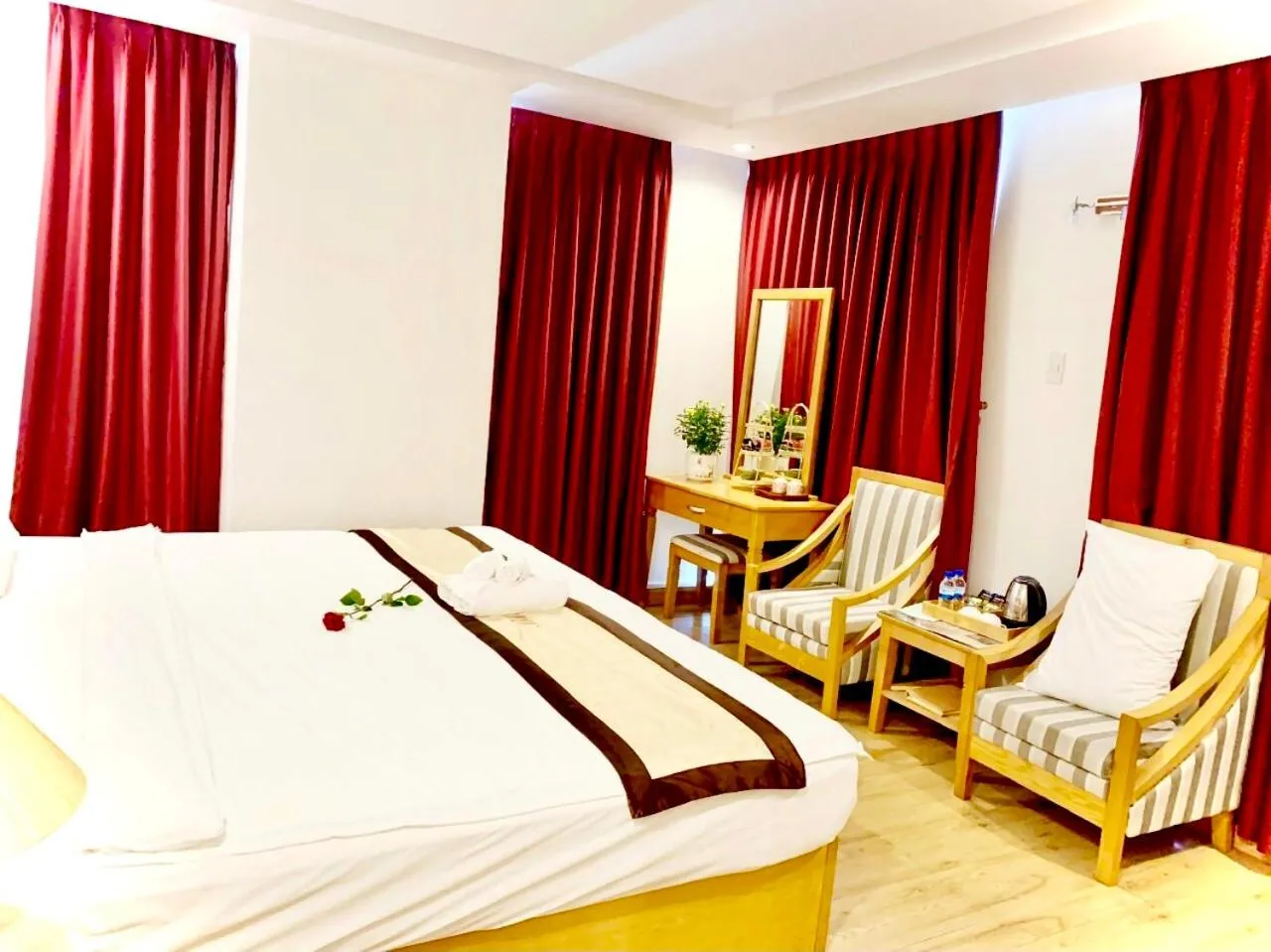 Bed in Nhat Linh Hotel & Suites Da Nang