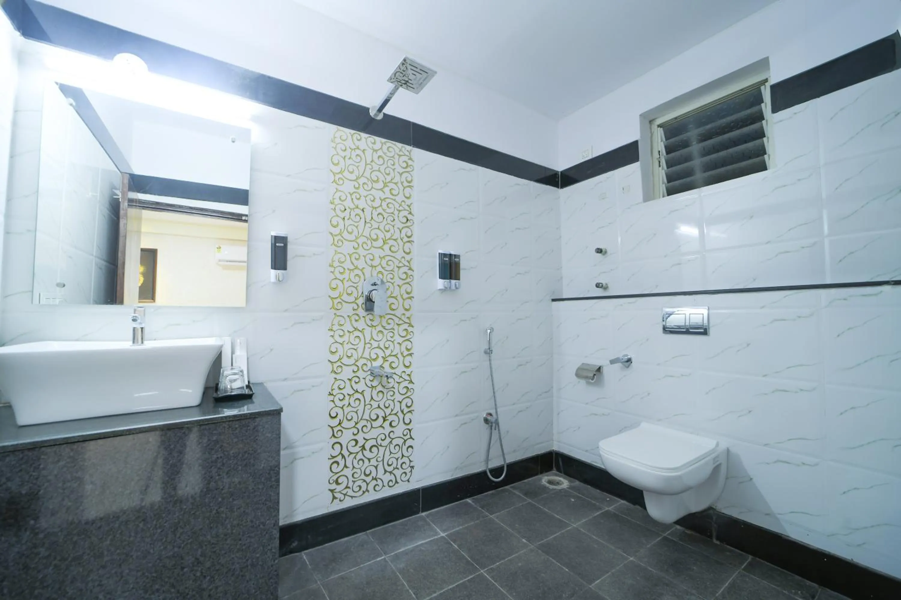 Toilet in VIVIDUS SLEEK CN WINDSOR, Chikmagaluru