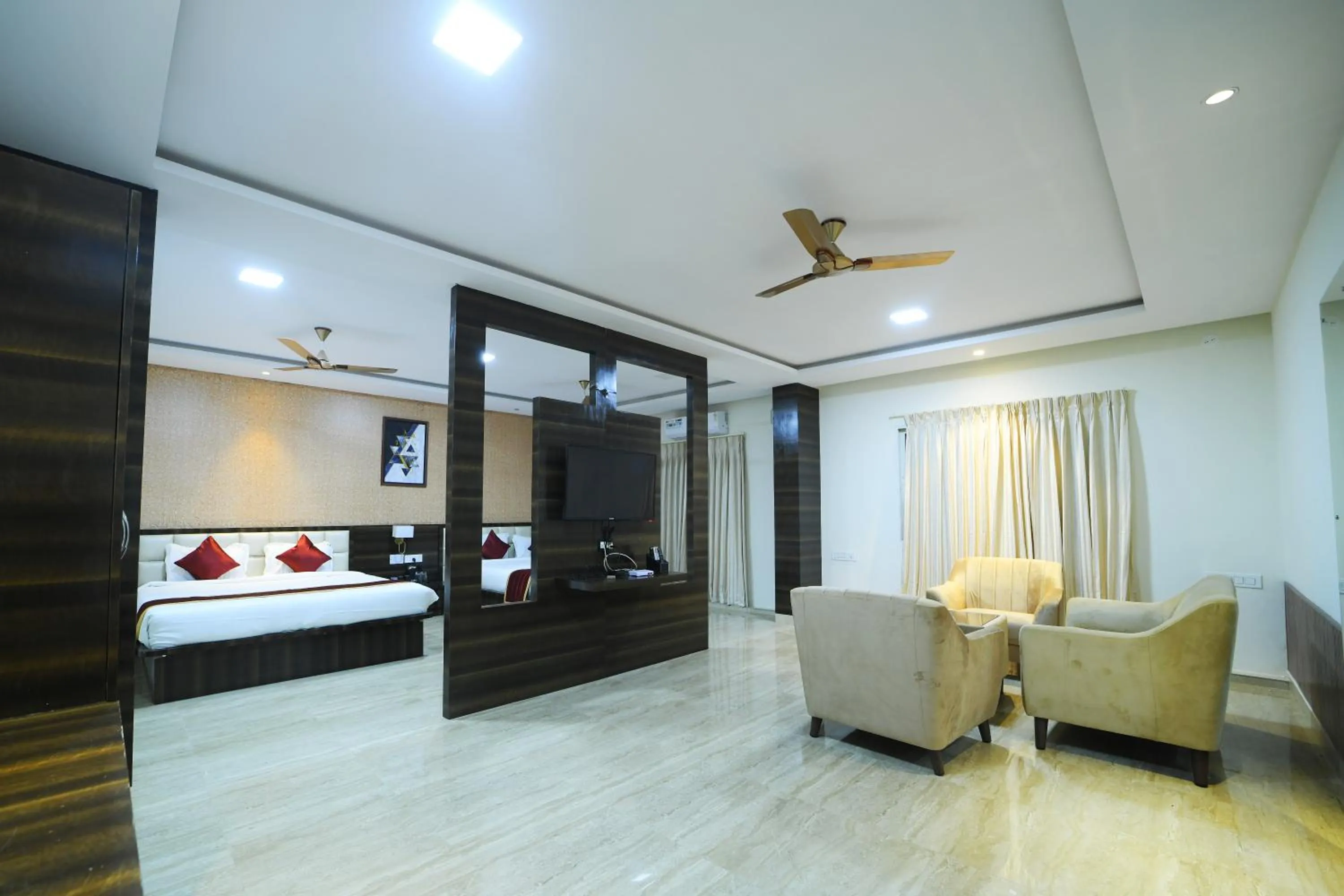 Bed in VIVIDUS SLEEK CN WINDSOR, Chikmagaluru