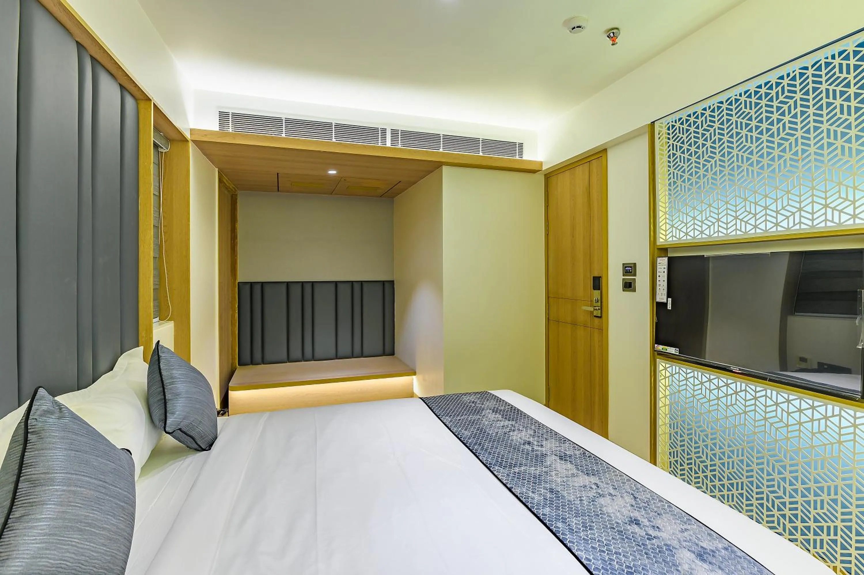 Bed in Hotel Eden Serenity