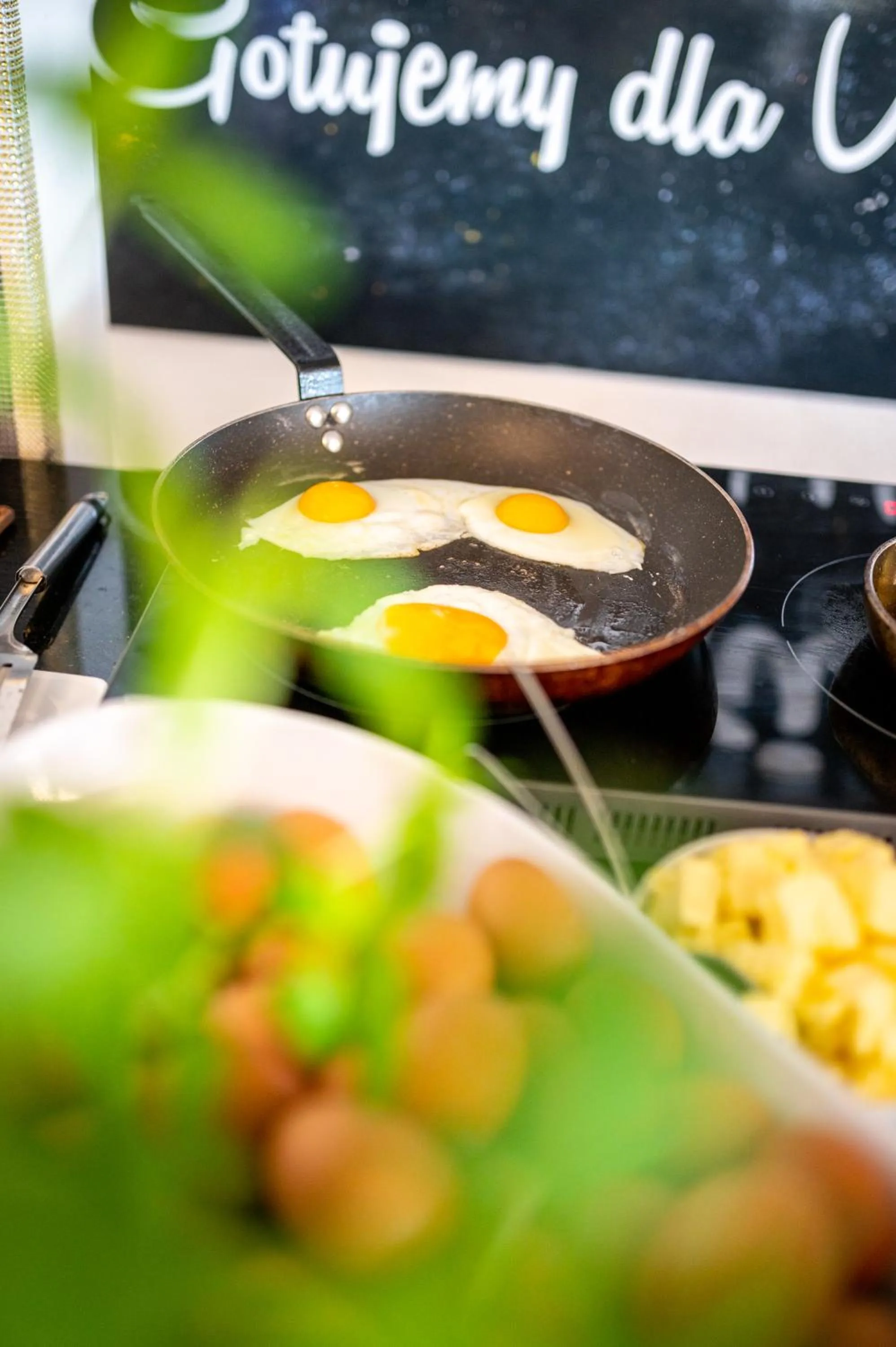 Breakfast in Promocje Amber Park Spa