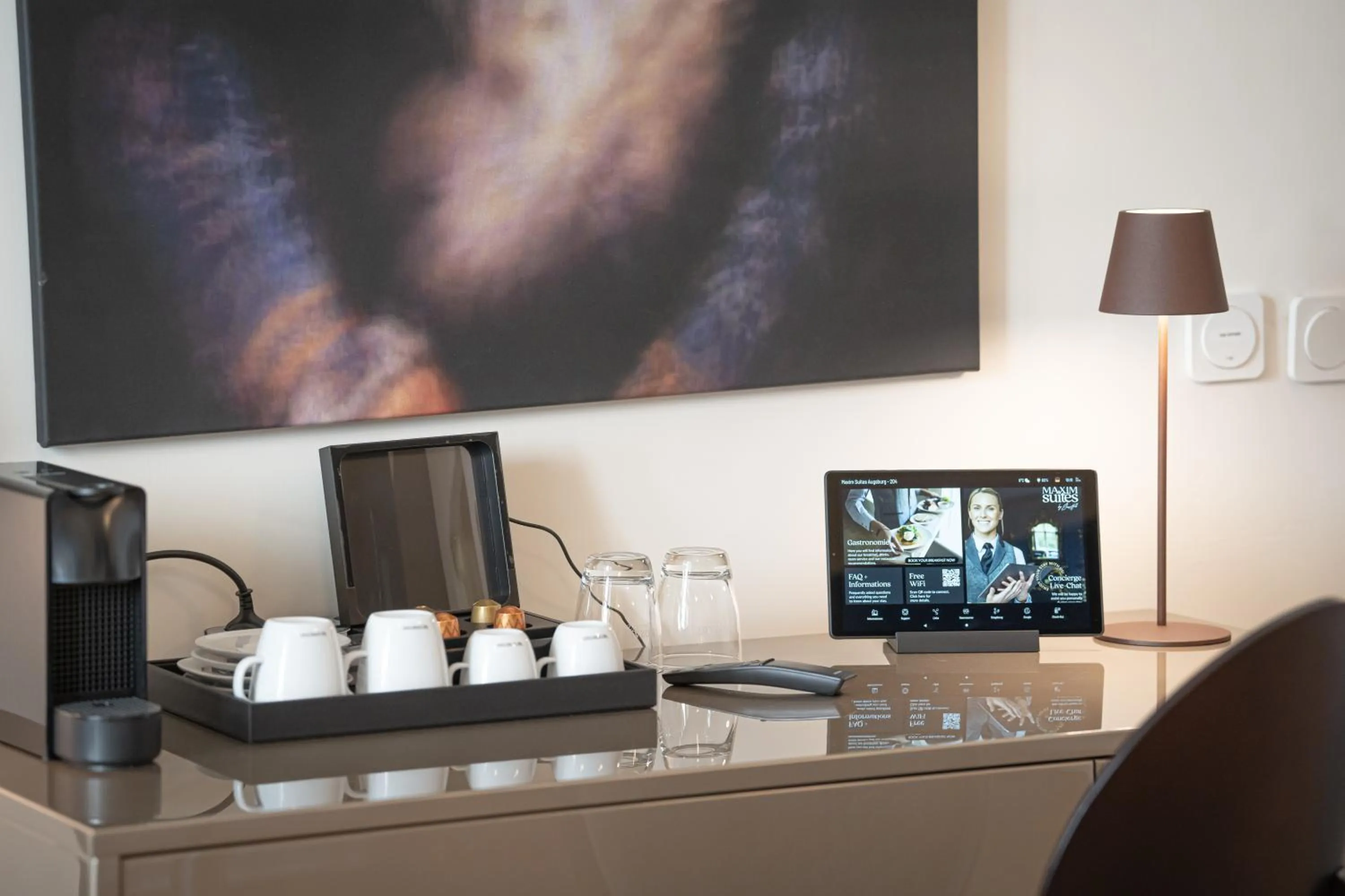 TV and multimedia in Maxim Suites by Elias Holl