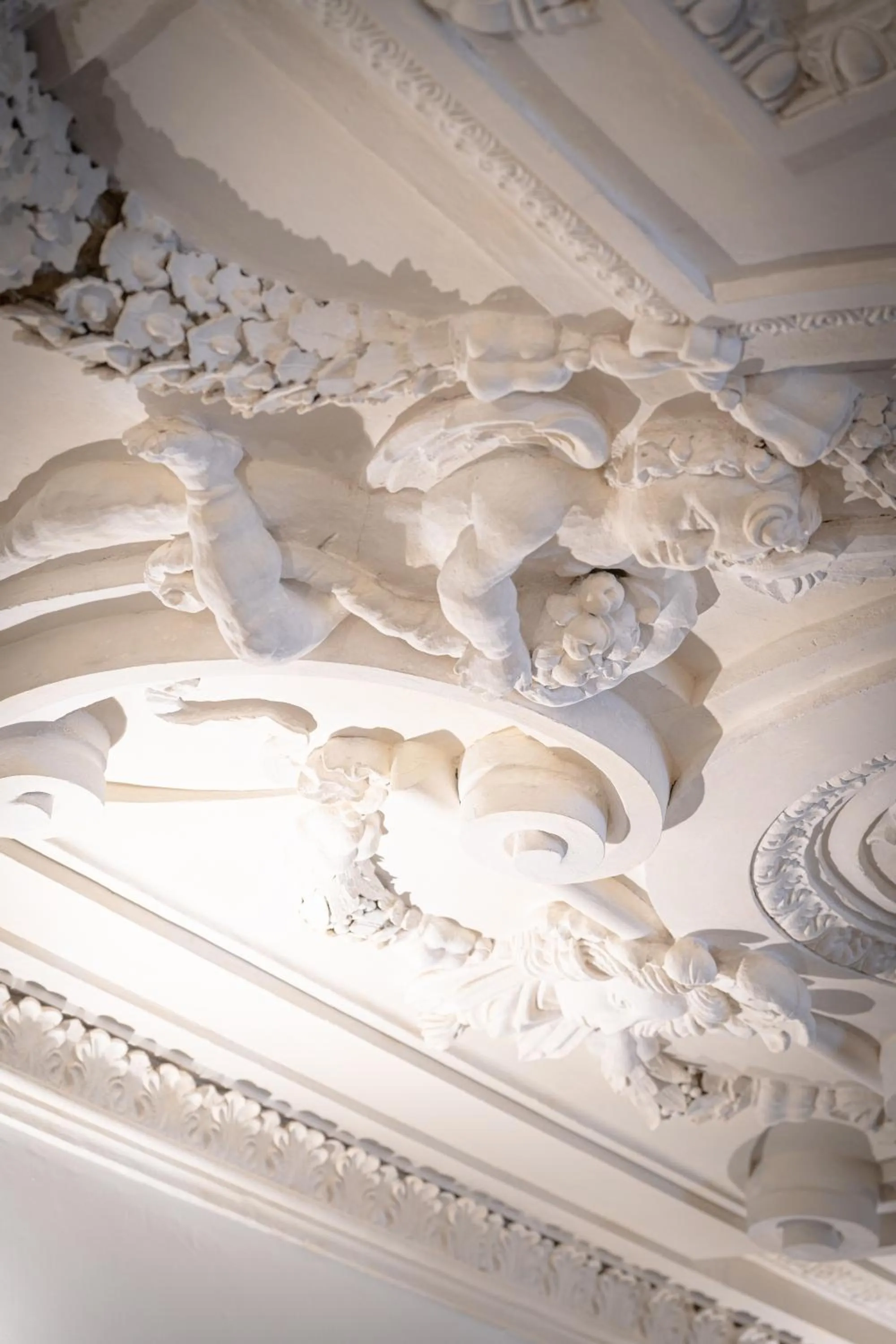 Property building in Maxim Suites by Elias Holl