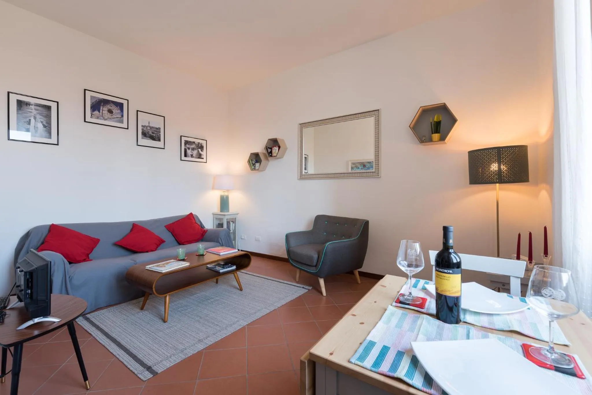 Living room in Ognissanti Design by Mmega