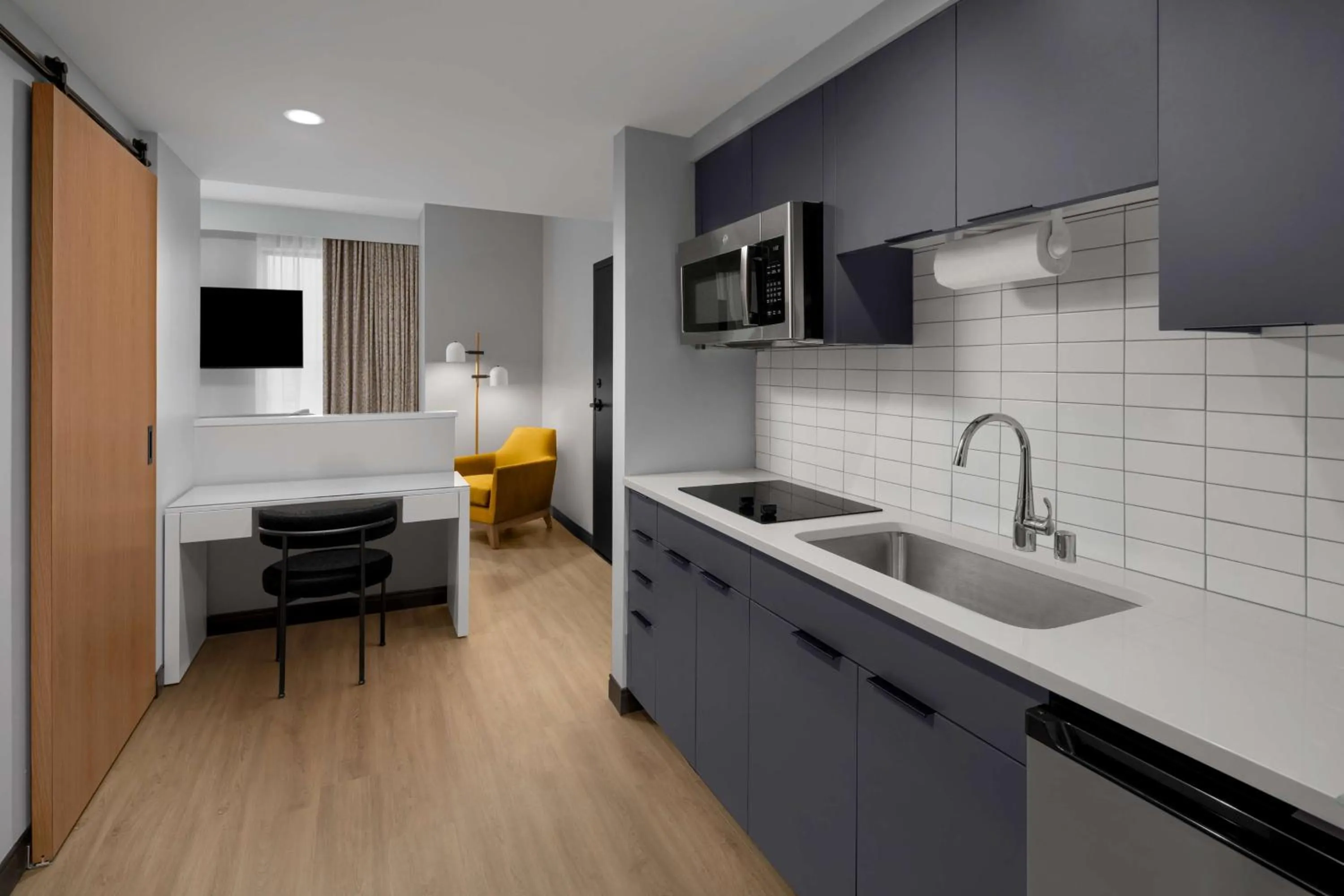 Kitchen or kitchenette in Homewood Suites By Hilton Grand Prairie At EpicCentral