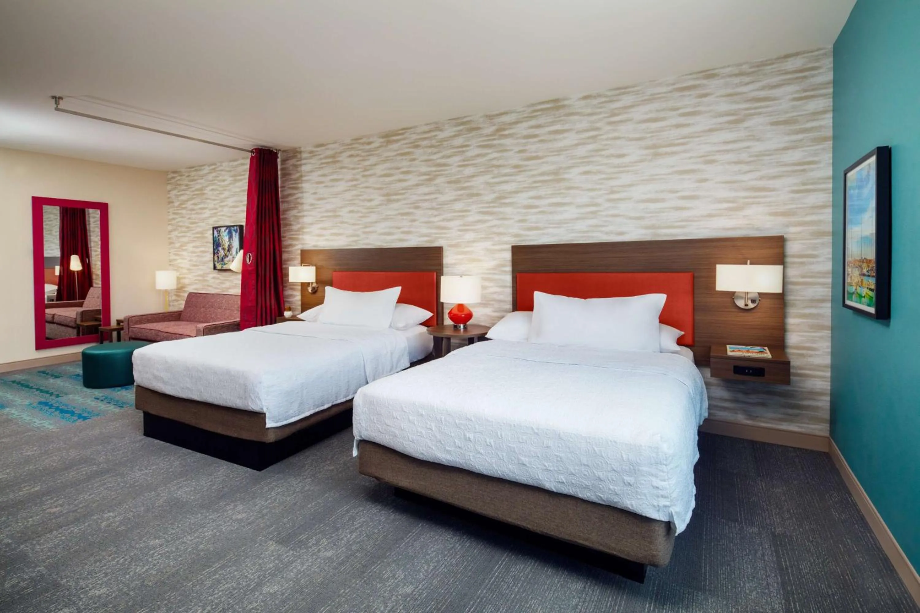 Bed in Home2 Suites By Hilton Lake Mary Orlando