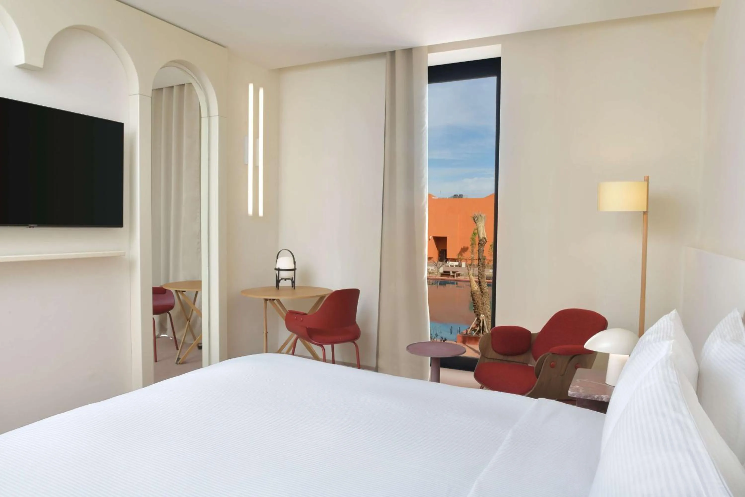 Bed in Doubletree By Hilton Ben Guerir Hotel & Residences