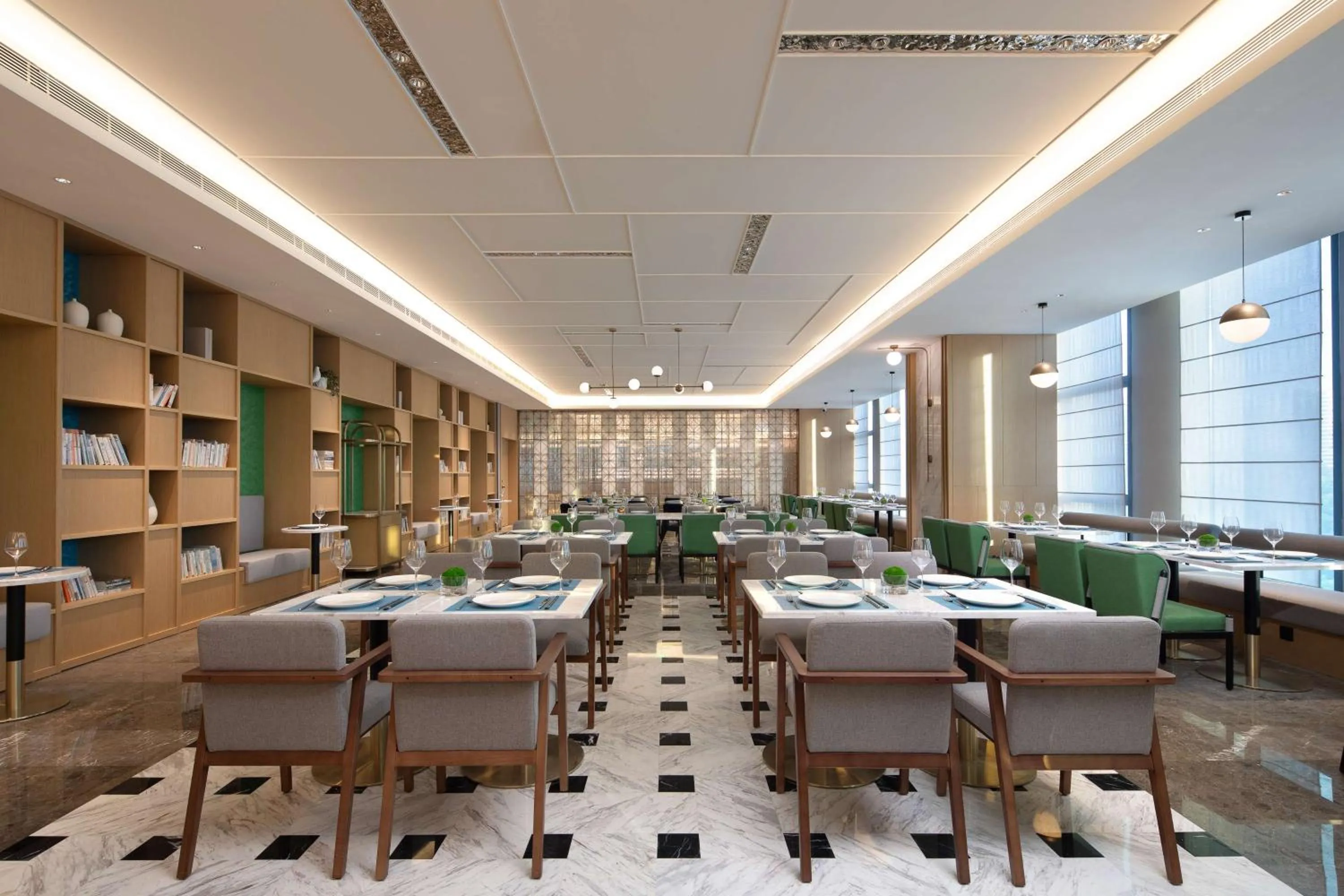 Restaurant/places to eat in Hilton Garden Inn Shenzhen Guangming Hongqiao Park