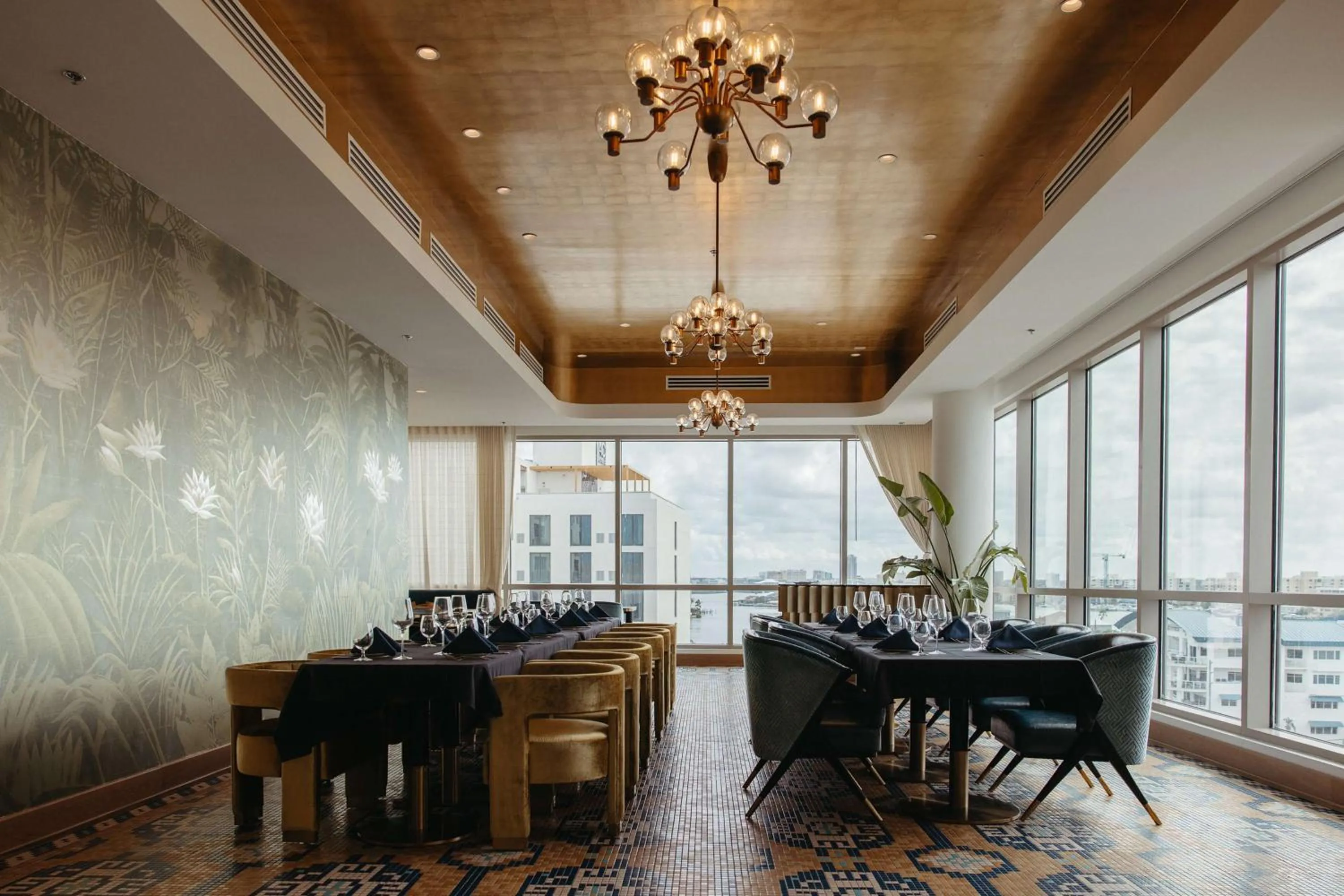 Meeting/conference room in The Hiatus Clearwater Beach, Curio Collection By Hilton