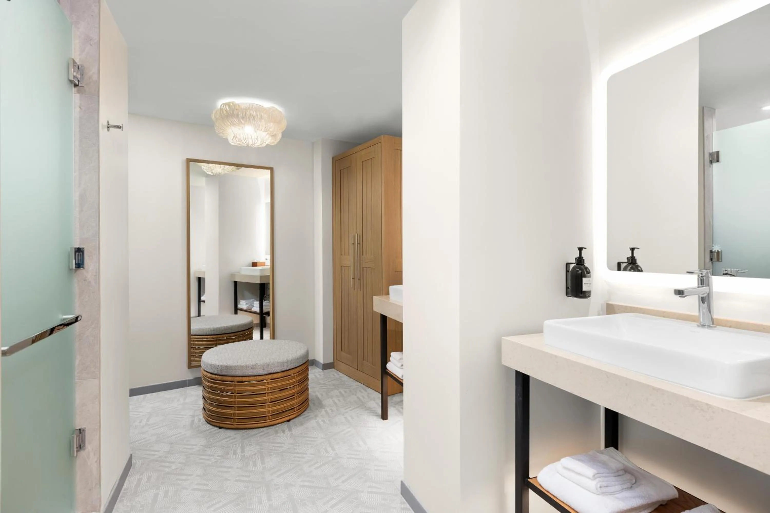 Bathroom in The Hiatus Clearwater Beach, Curio Collection By Hilton