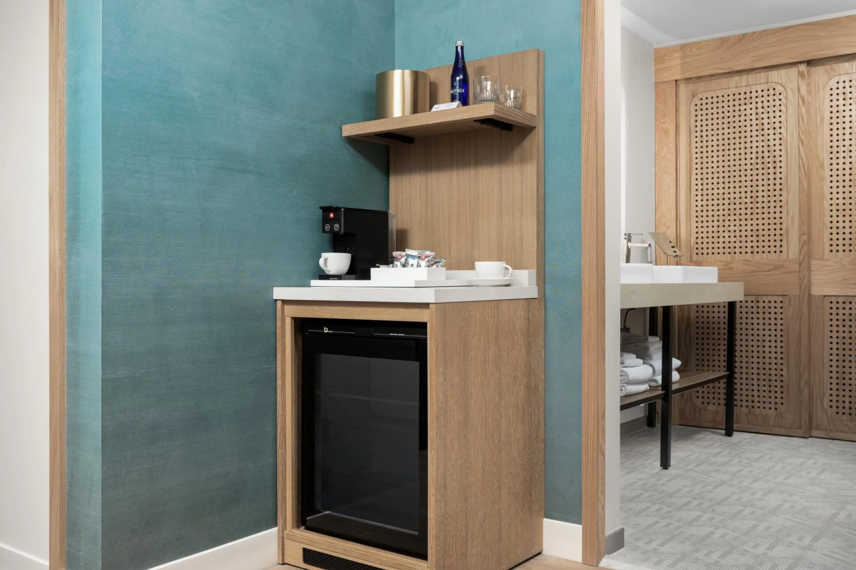 Bathroom in The Hiatus Clearwater Beach, Curio Collection By Hilton