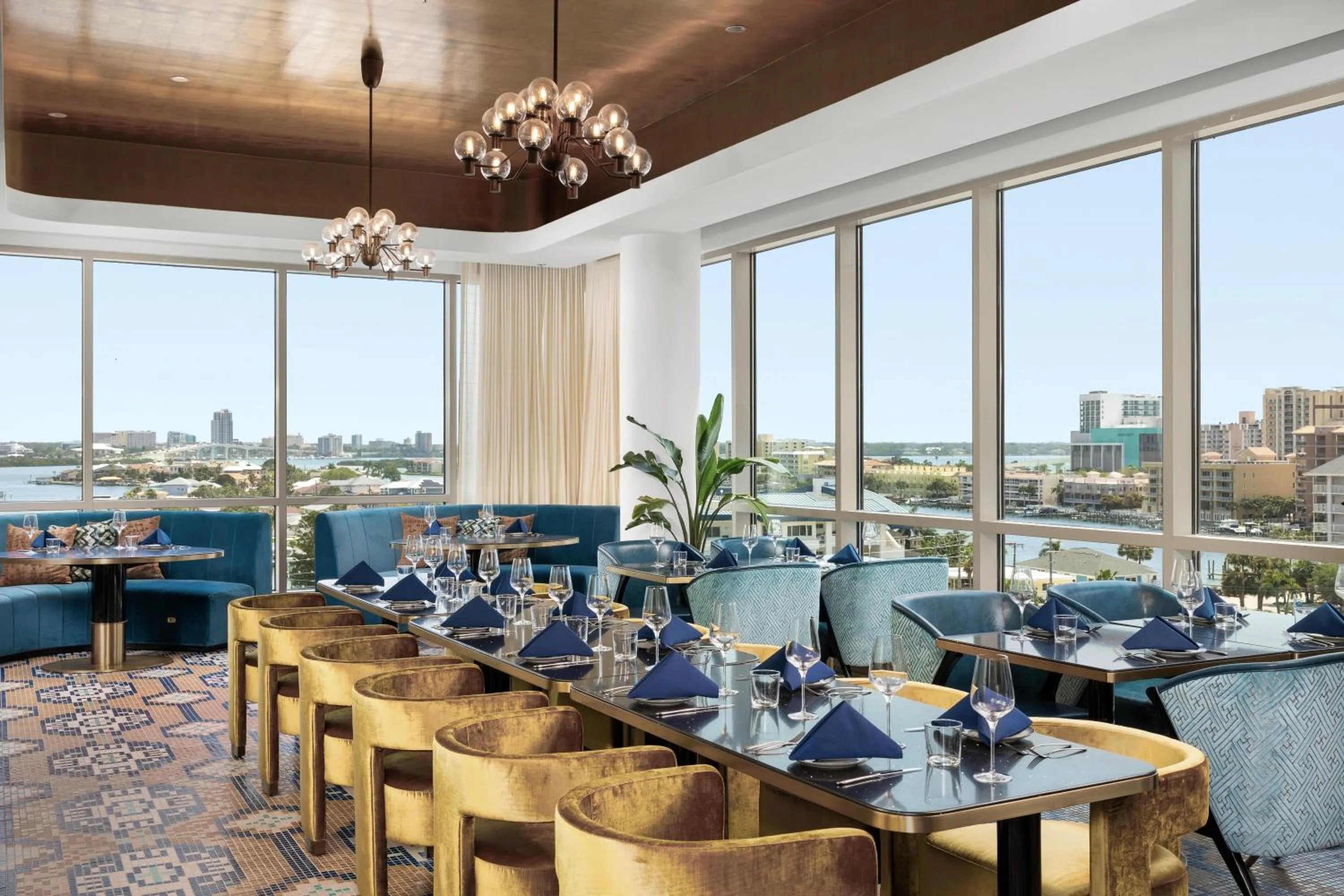 Restaurant/places to eat in The Hiatus Clearwater Beach, Curio Collection By Hilton