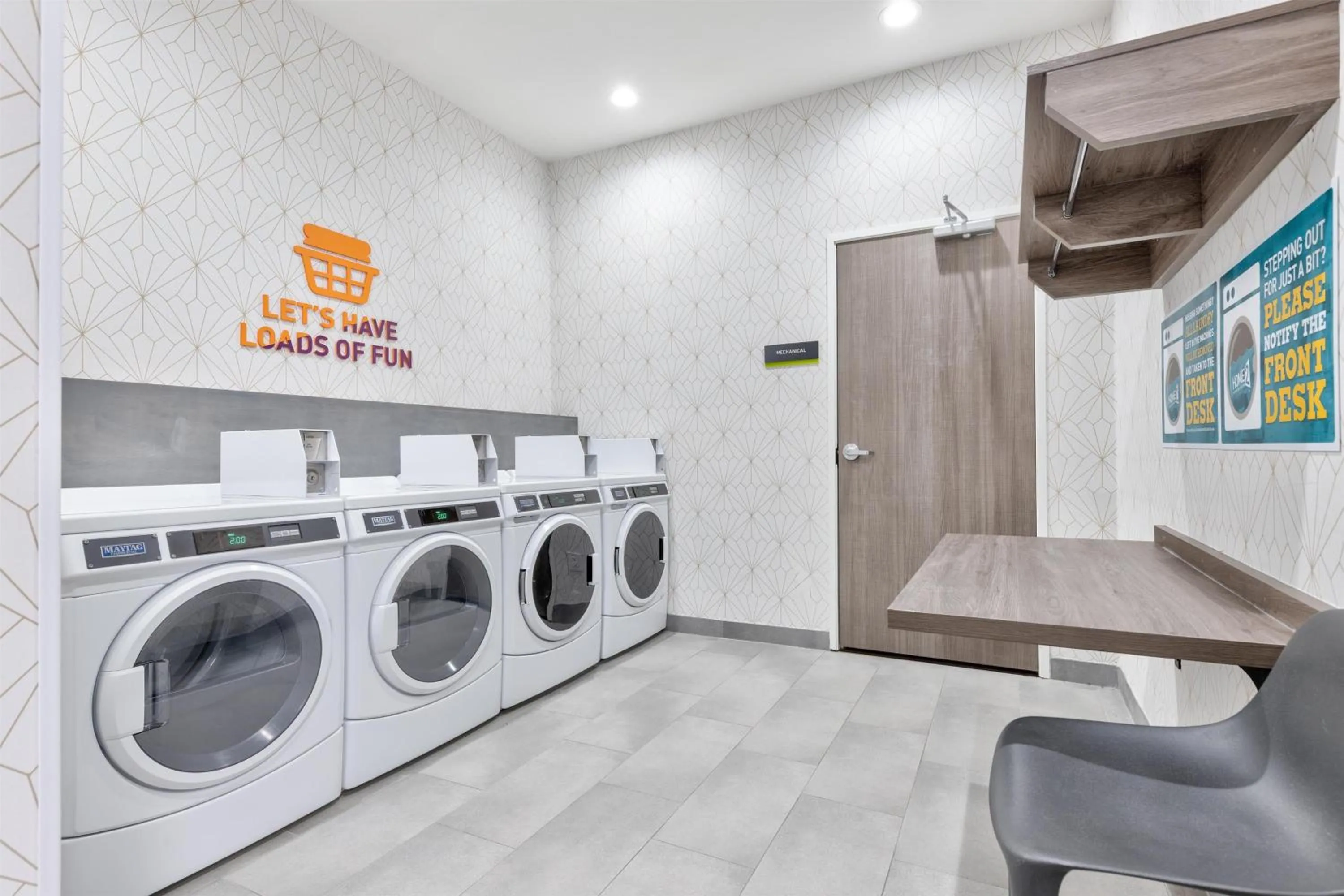 laundry in Home2 Suites By Hilton Paris