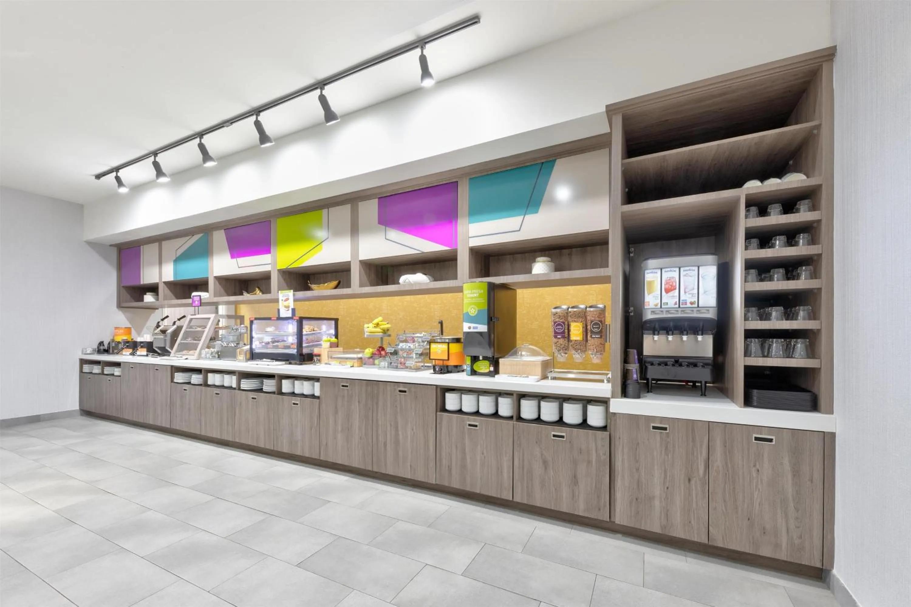 Breakfast in Home2 Suites By Hilton Paris