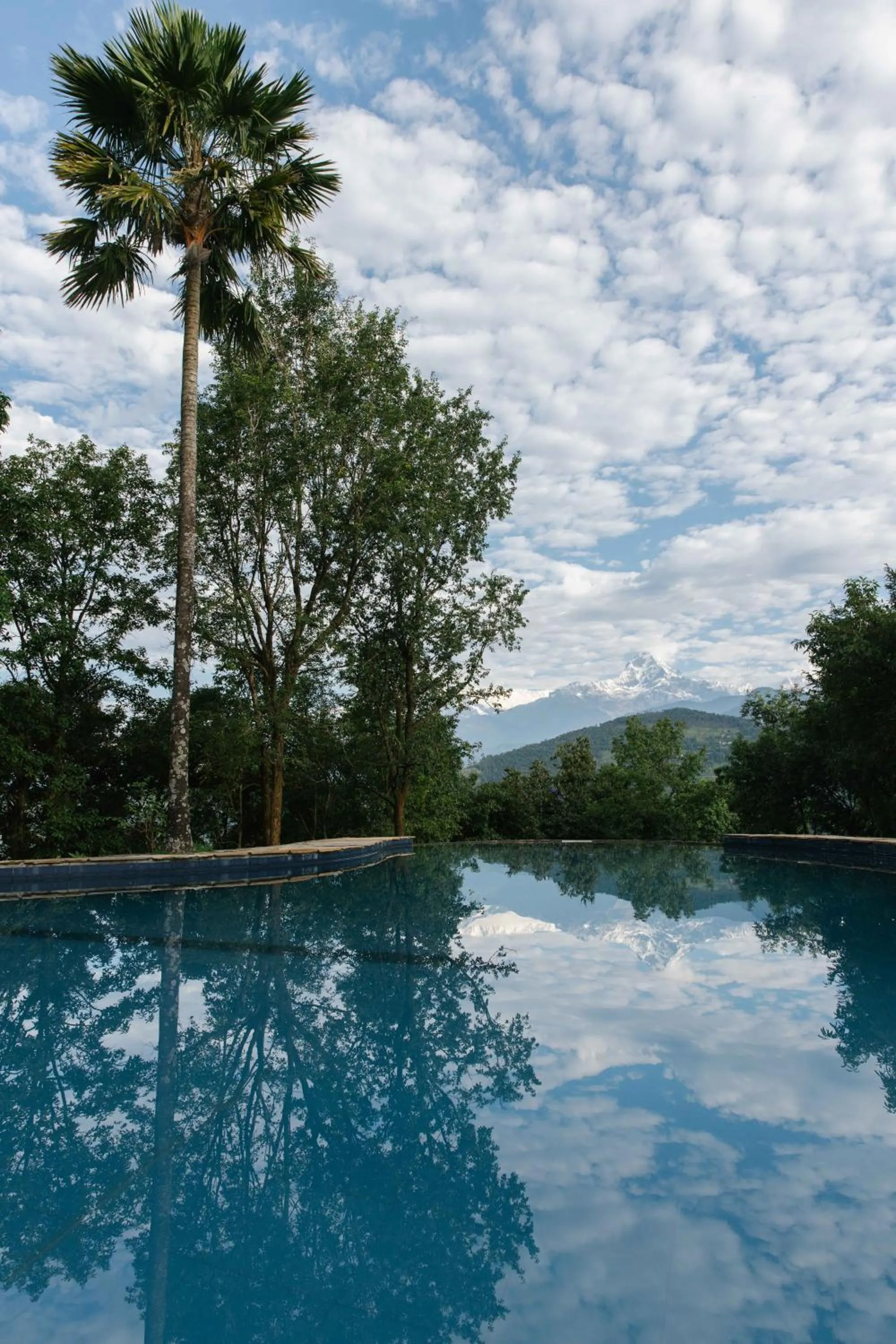 Swimming pool in Tiger Mountain Pokhara Lodge