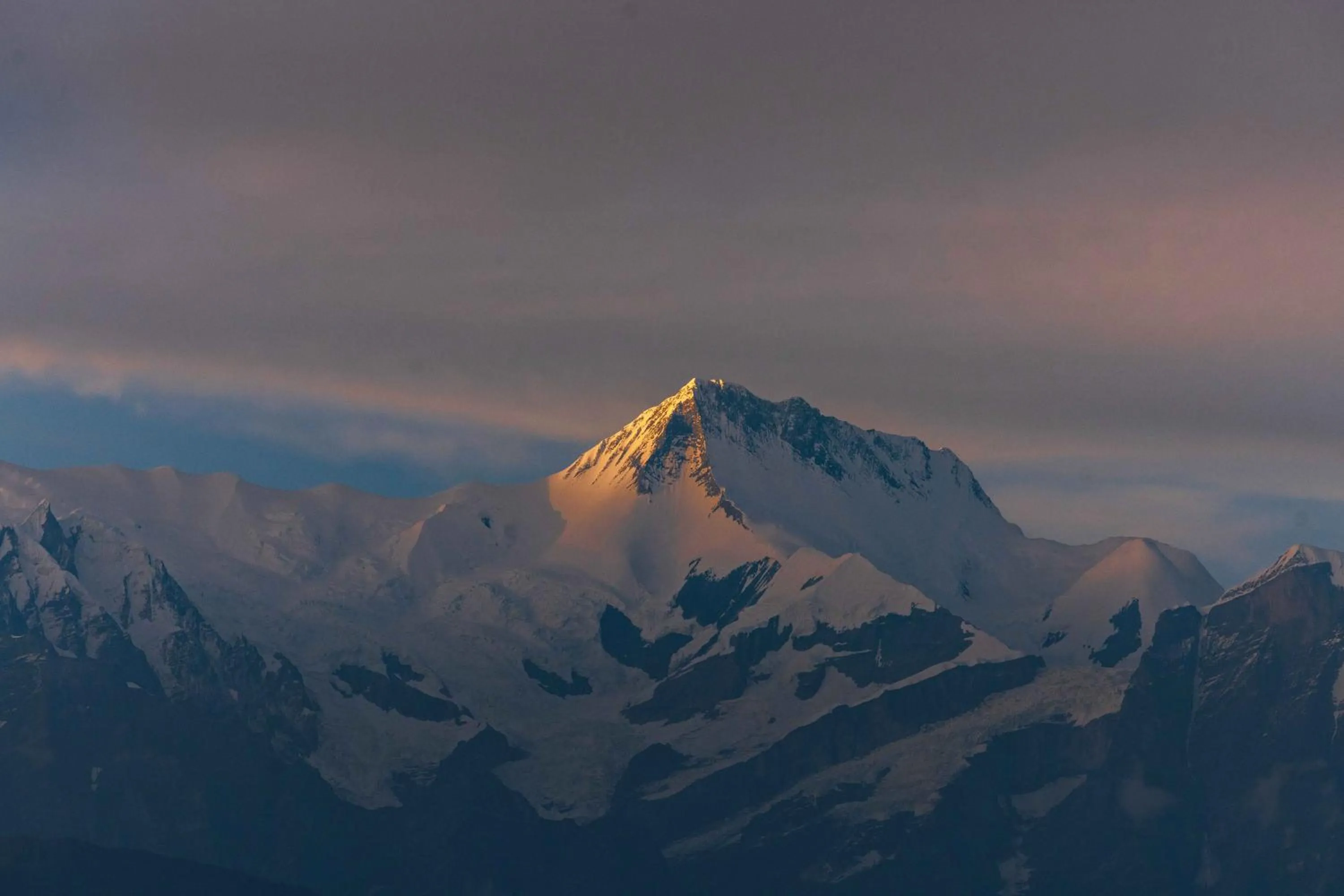 Mountain view in Tiger Mountain Pokhara Lodge