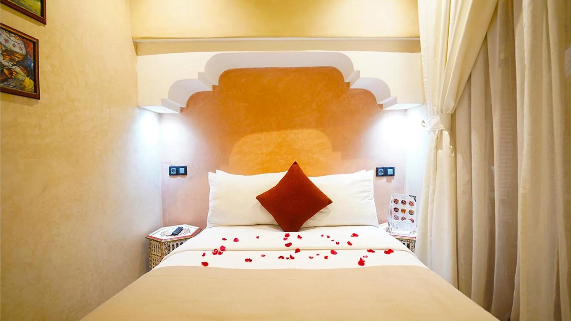 Bed in Riad Touhfa Kasbah Marrakech