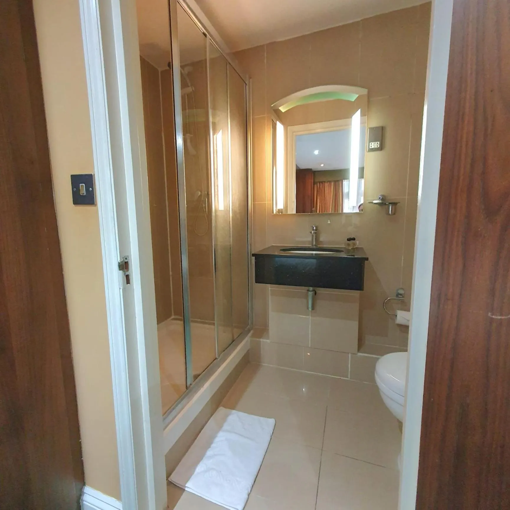 Bathroom in Hotel Oliver