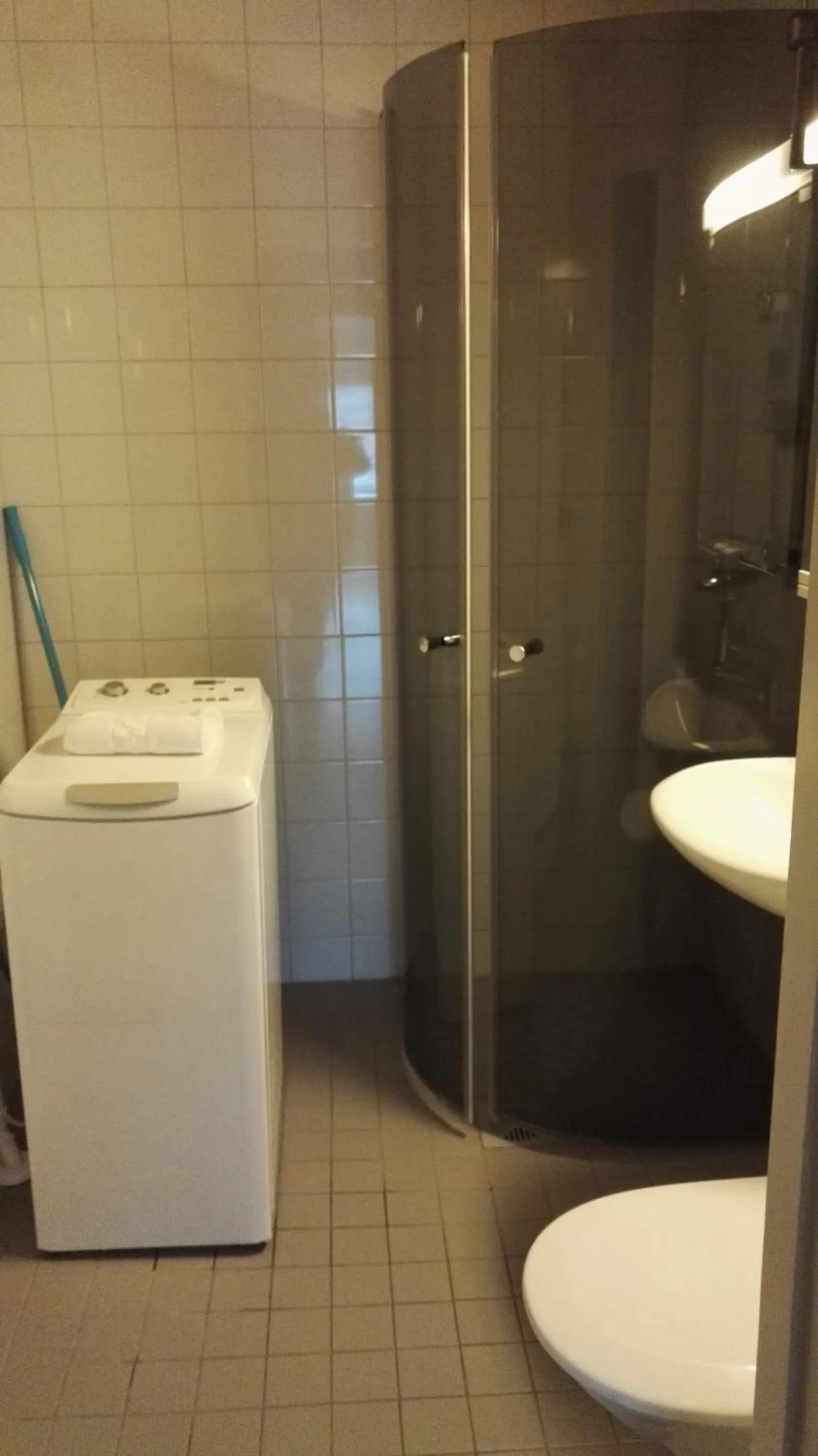 Shower in Kotimaailma Apartments Rovaniemi