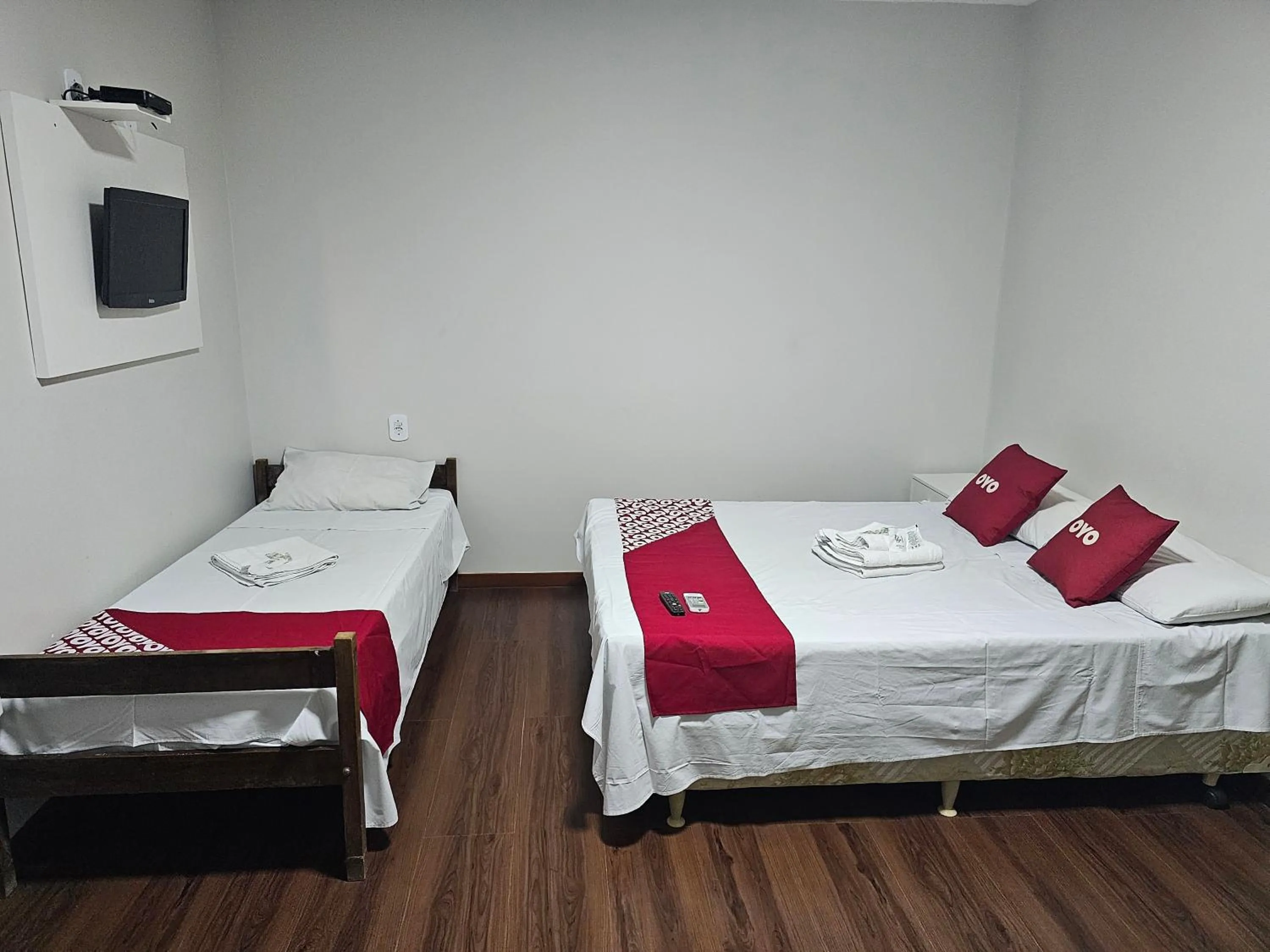 Bed in HOTEL INDIANO