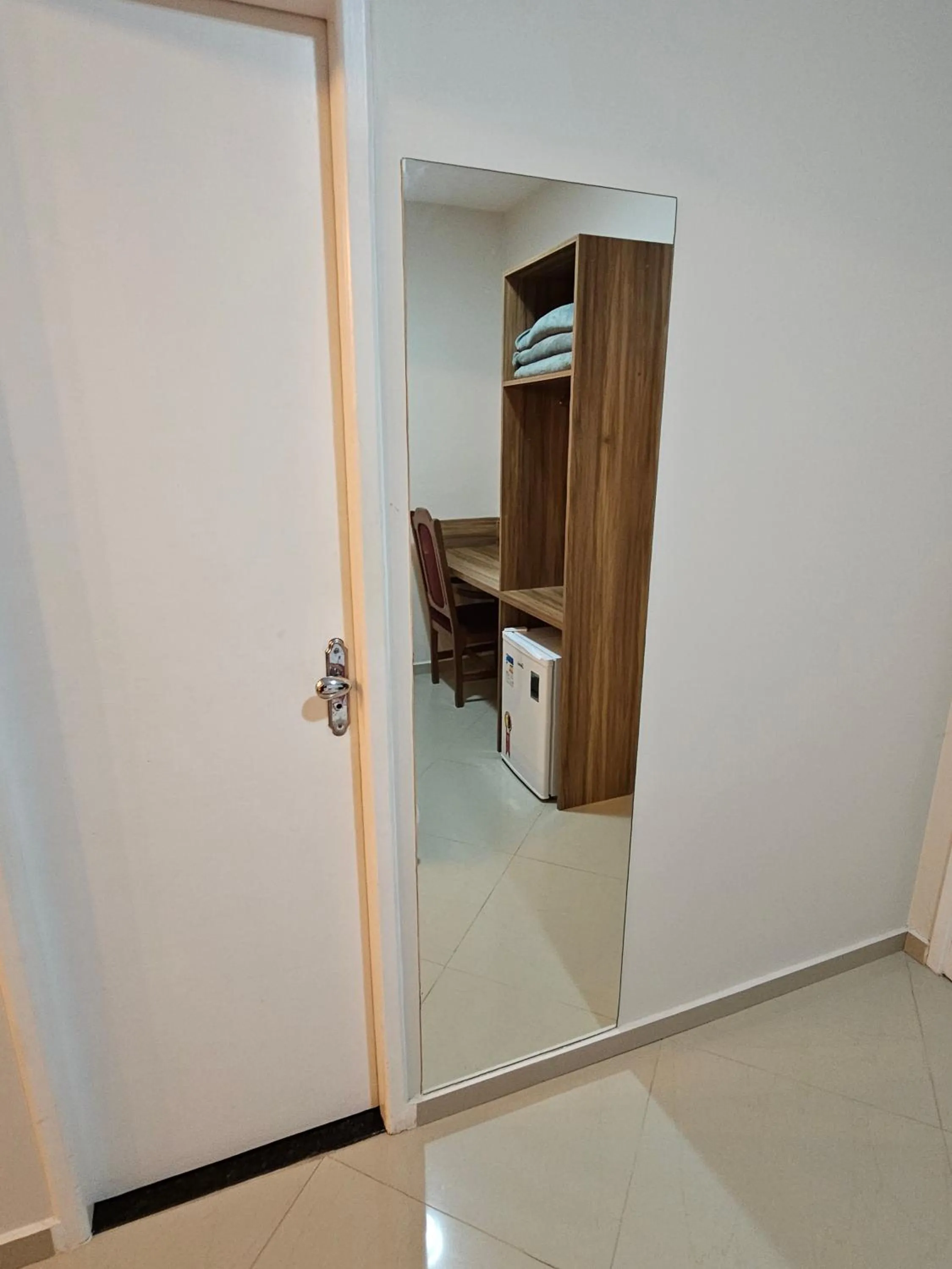 wardrobe in HOTEL INDIANO