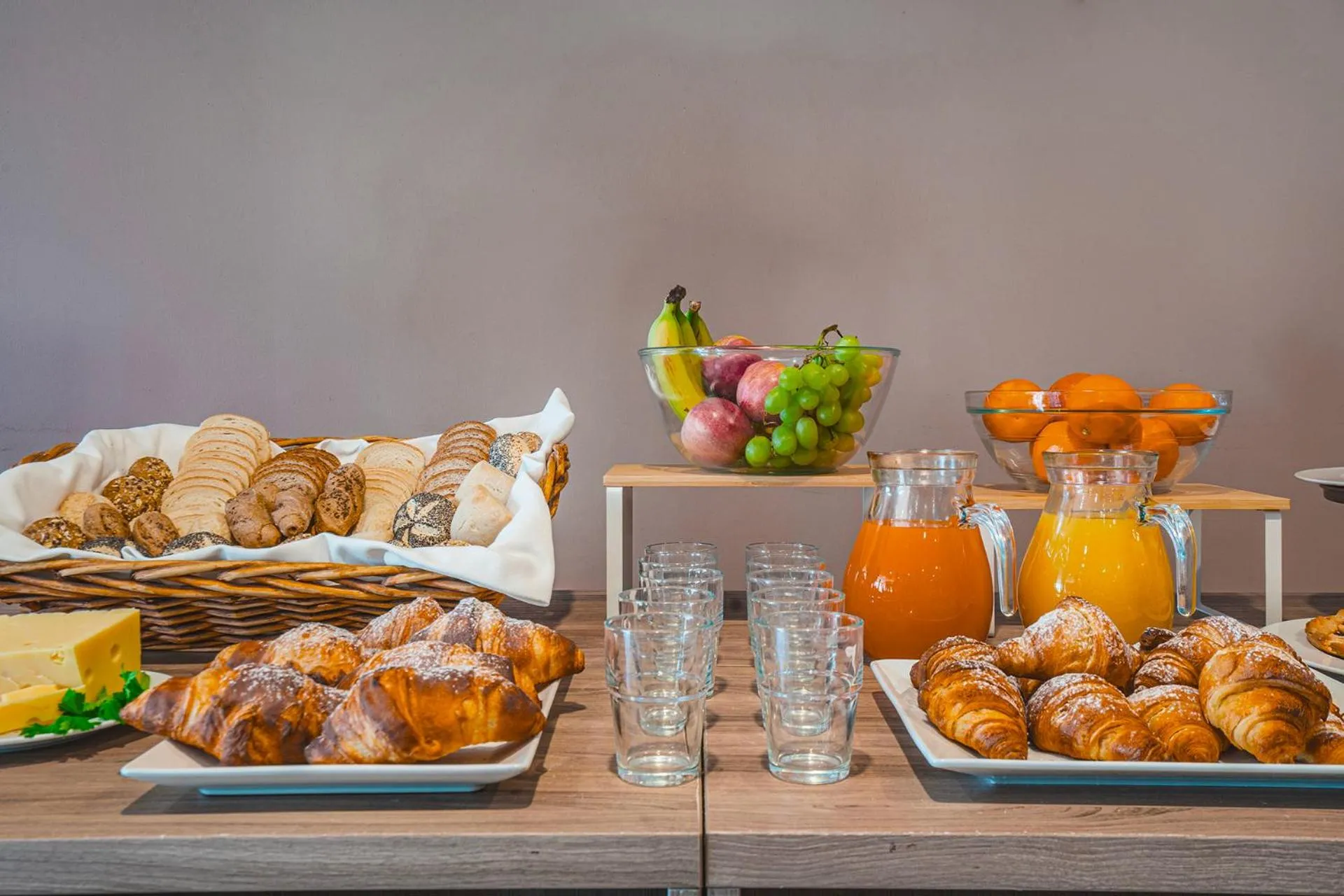 Food and drinks in Hotel Formula Int. & Puravita SPA