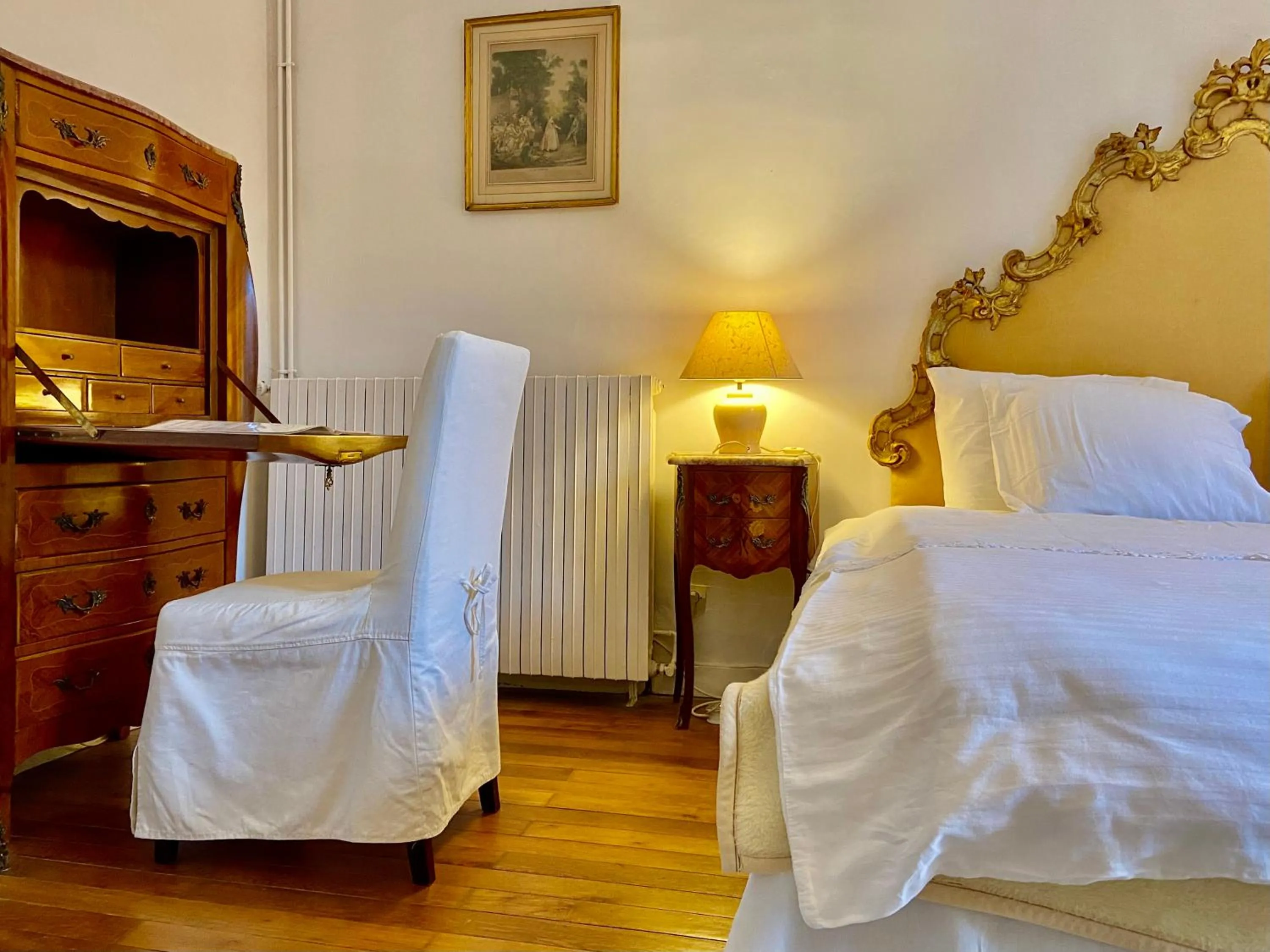 Bed in Château La Bainerie