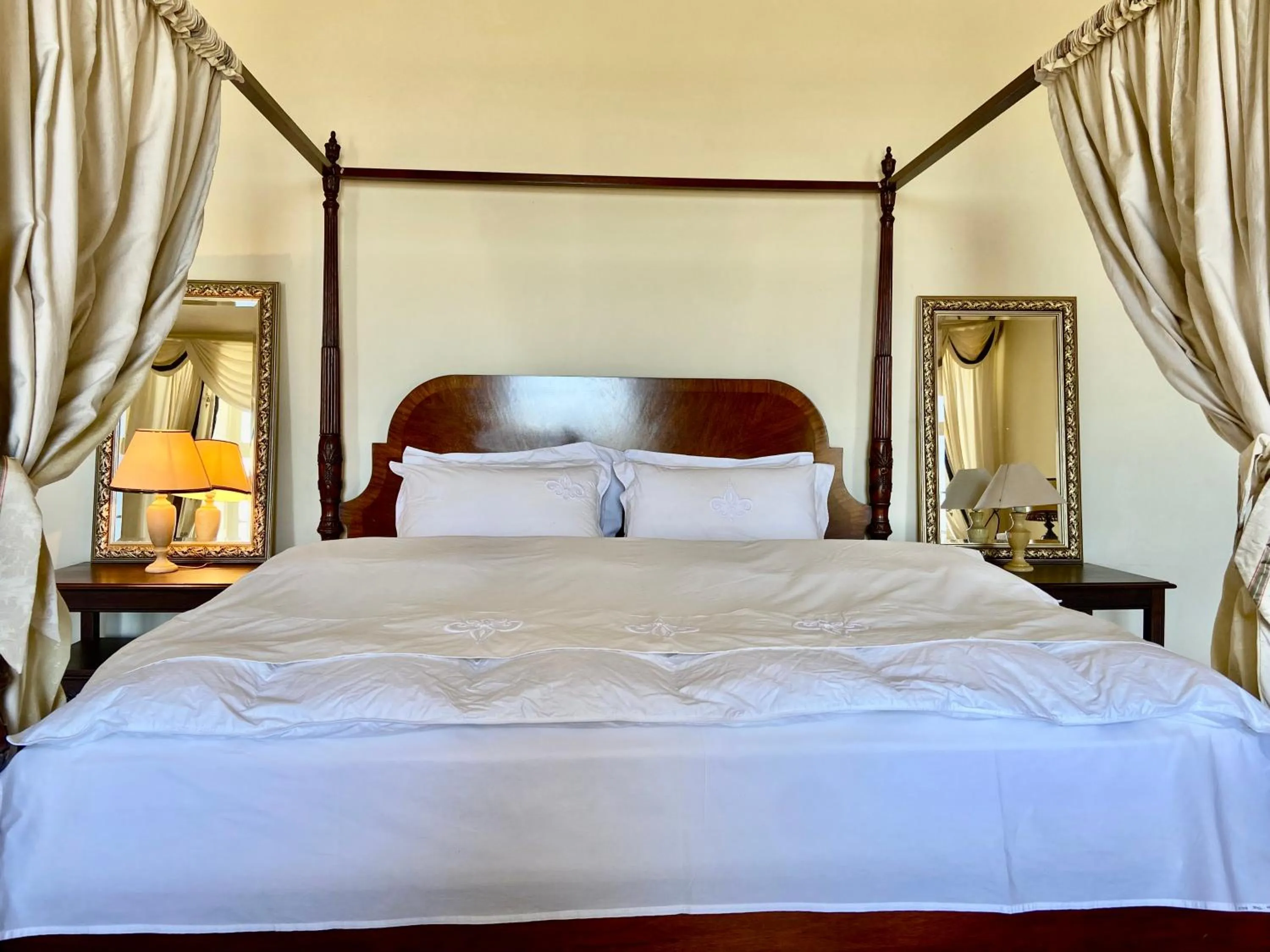 Bed in Château La Bainerie