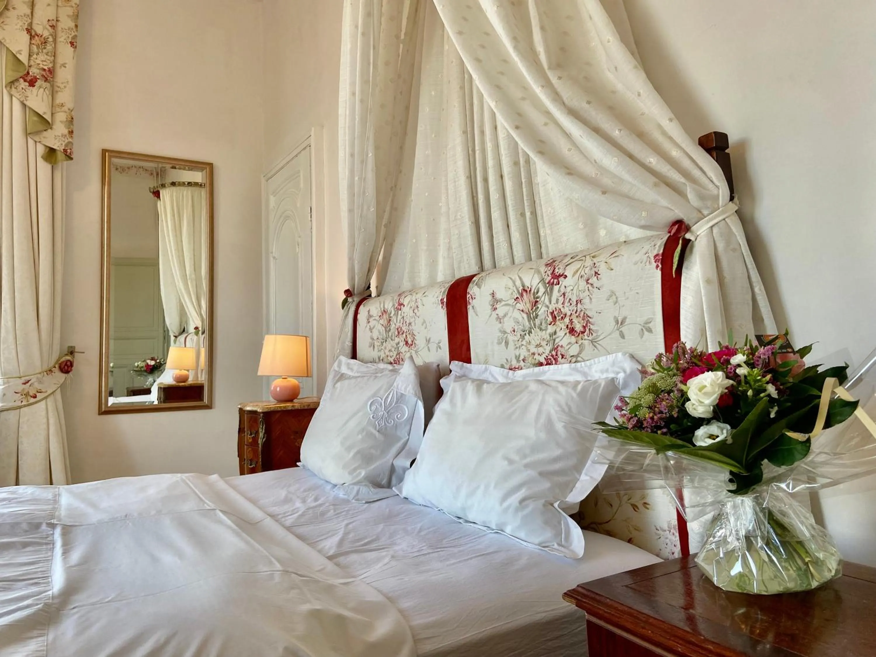 Bed in Château La Bainerie