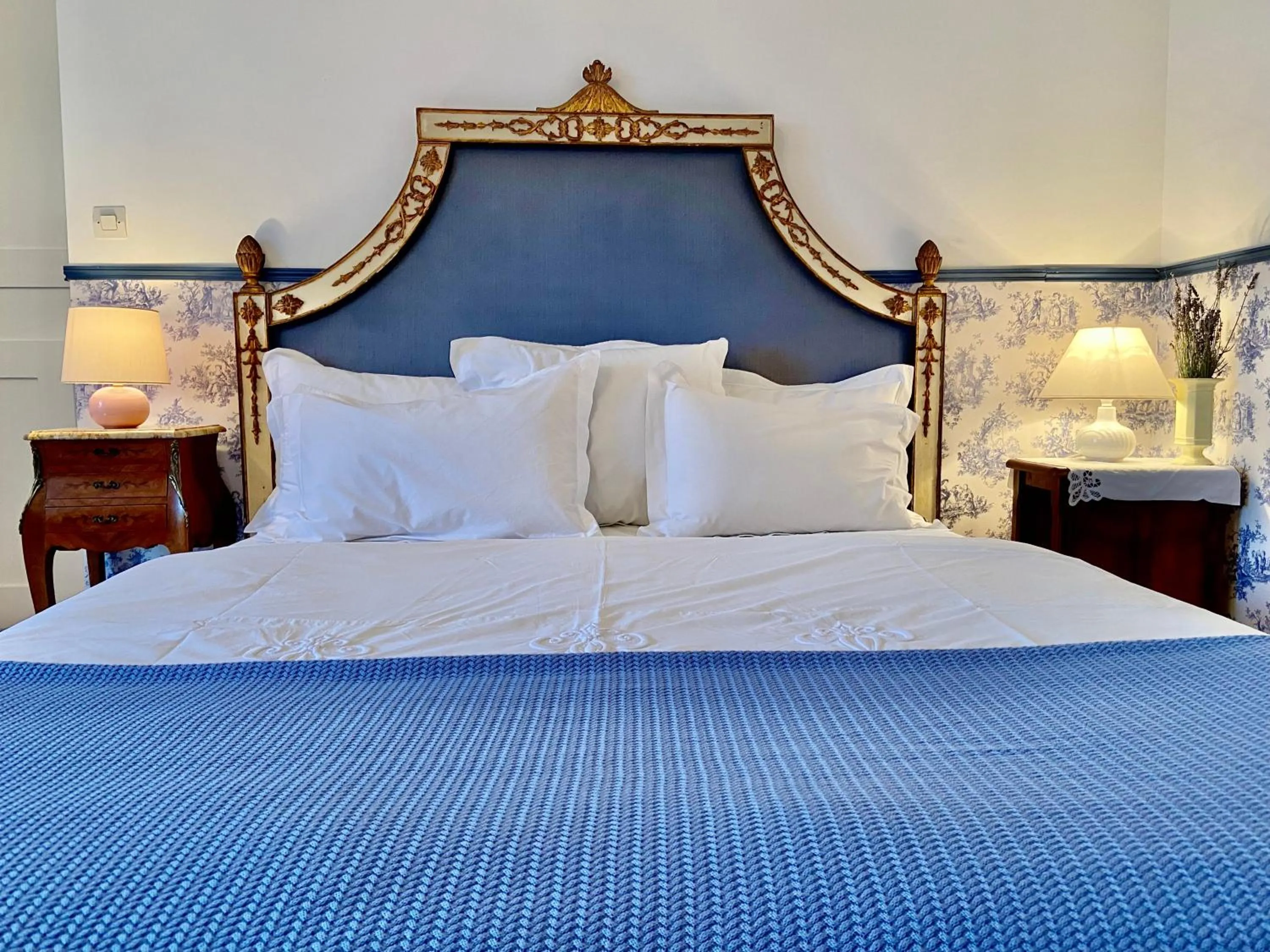 Bed in Château La Bainerie
